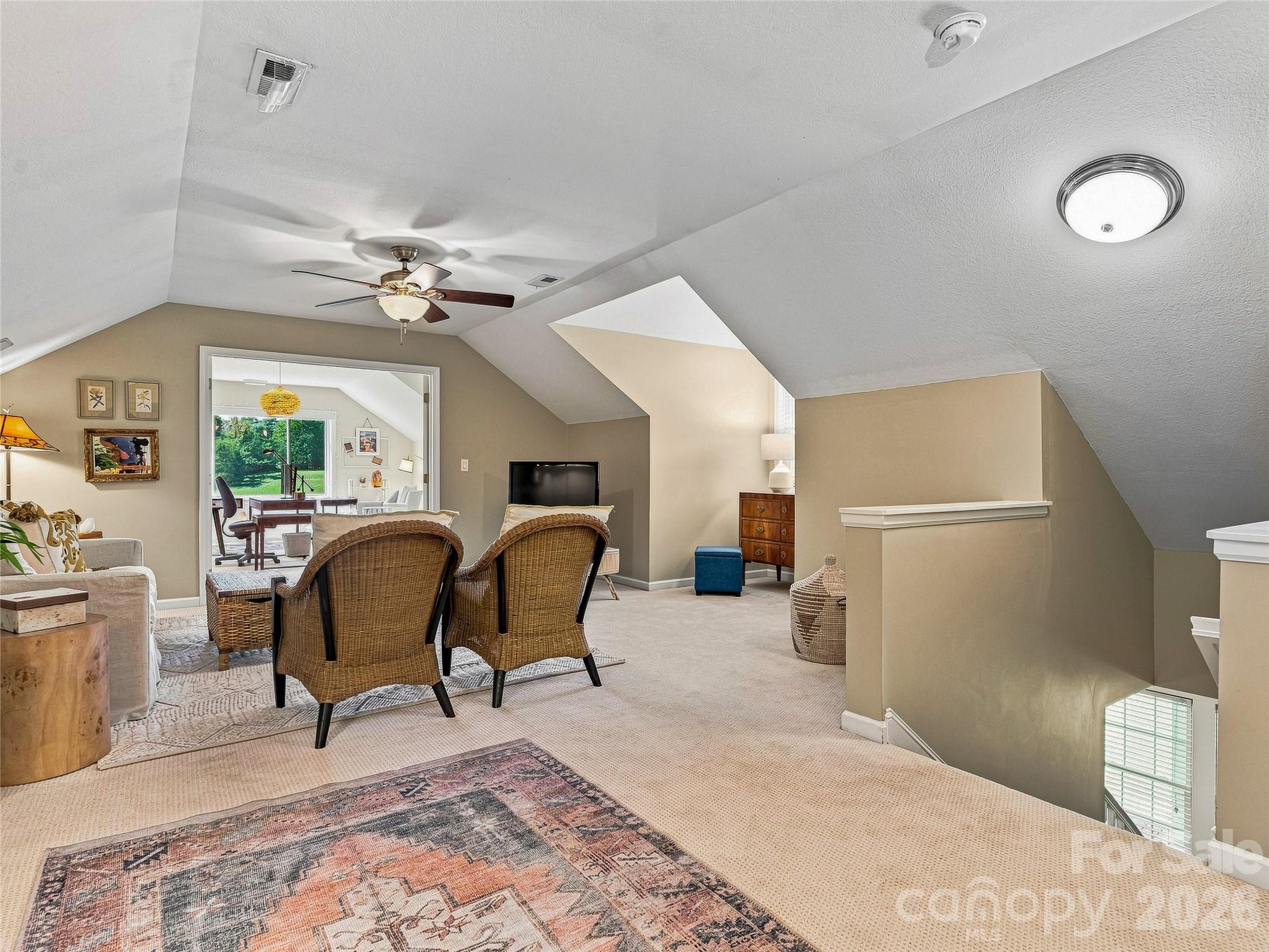 34 Ridge Glen Lane Property Photo 32