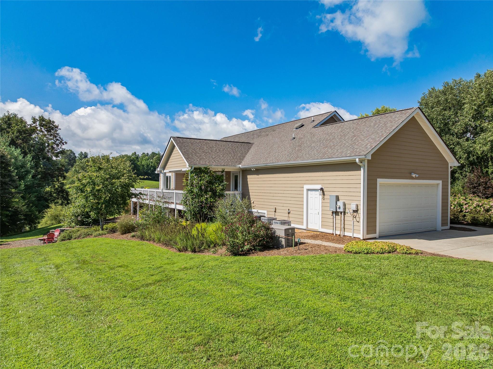 34 Ridge Glen Lane Property Photo 43