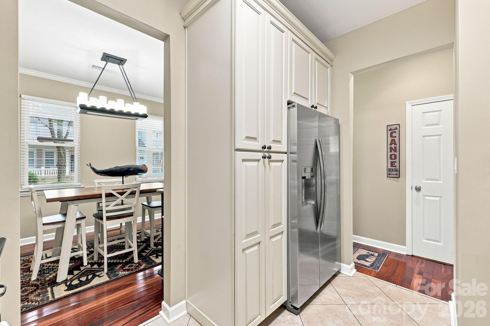 8124 Village Harbor Drive Property Photo 8