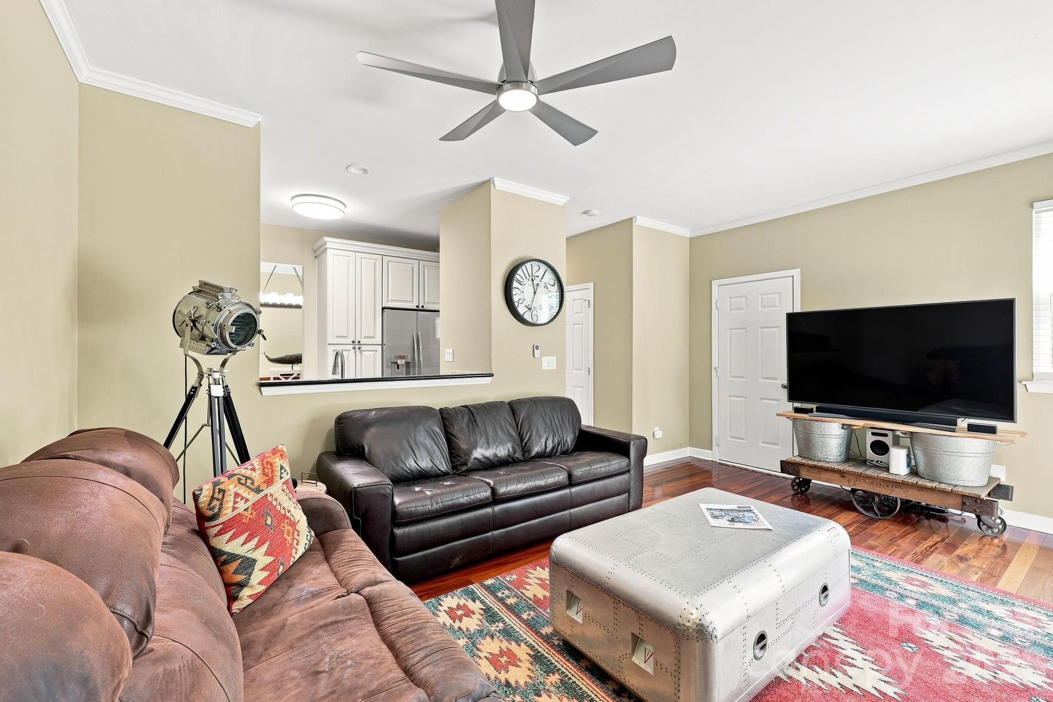 8124 Village Harbor Drive Property Photo 13
