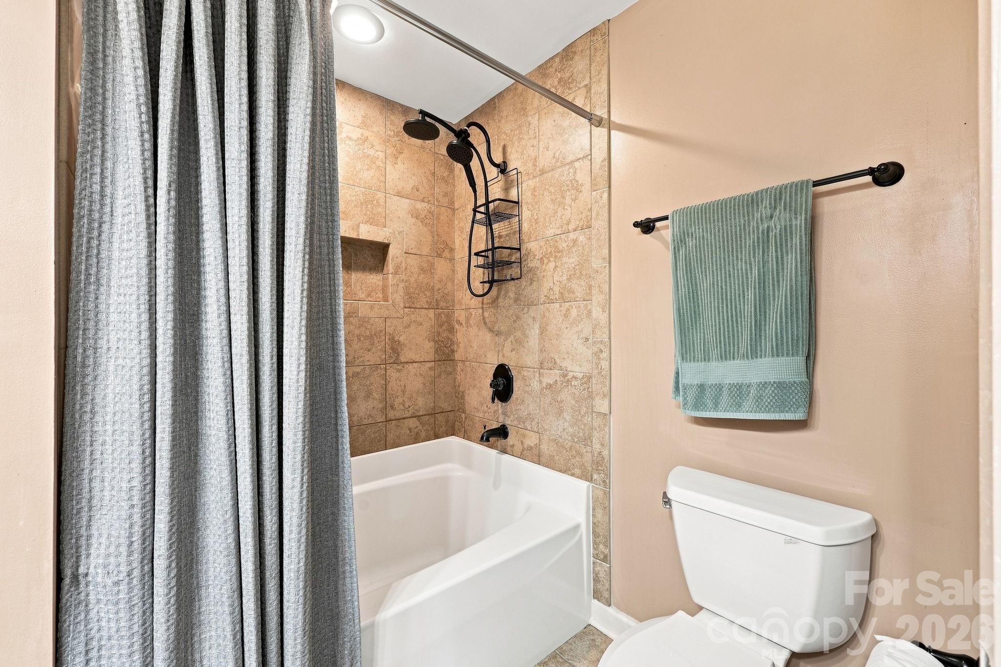 8124 Village Harbor Drive Property Photo 19