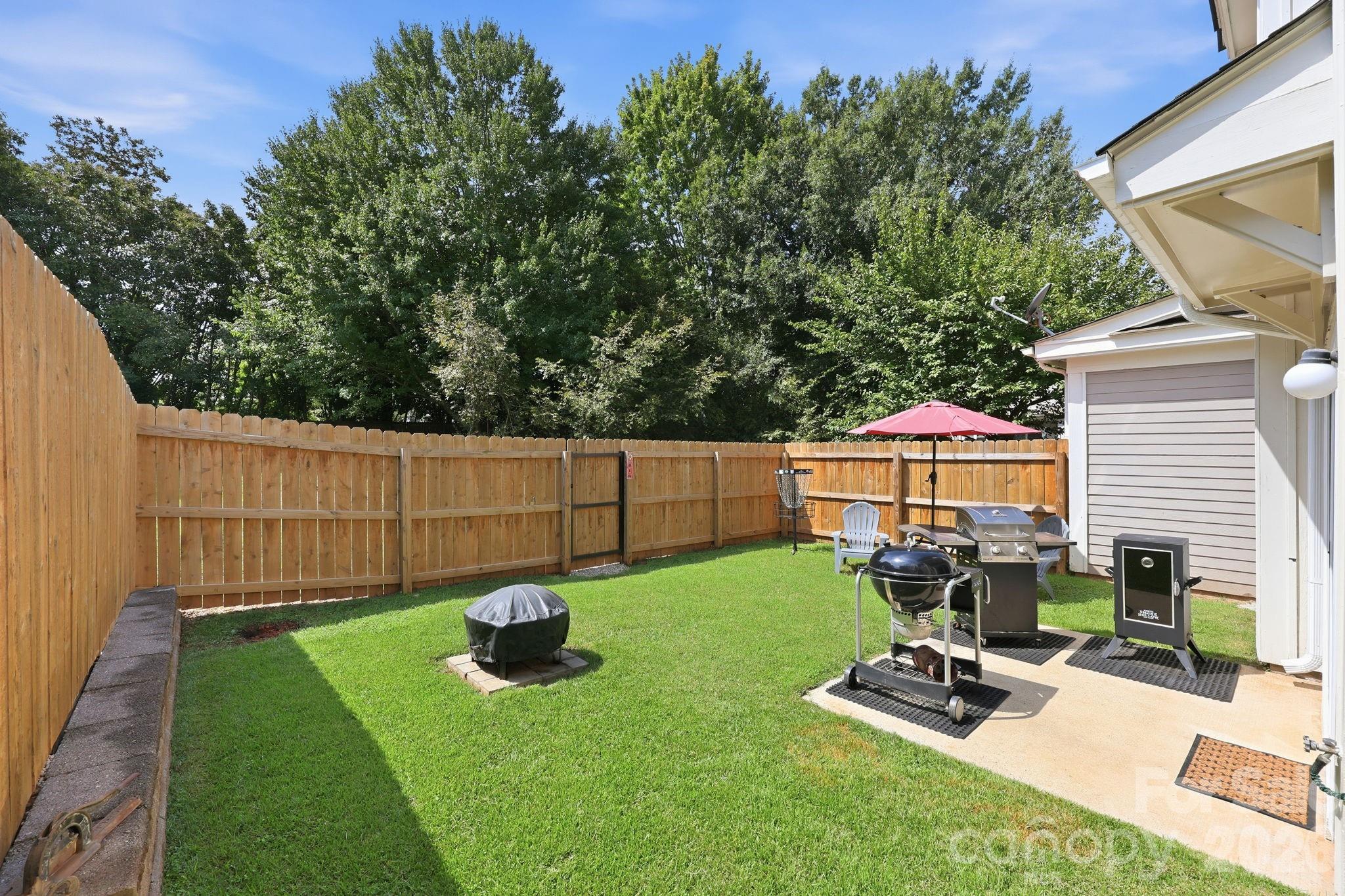 8124 Village Harbor Drive Property Photo 28