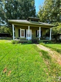 303 W B Street Property Photo 1
