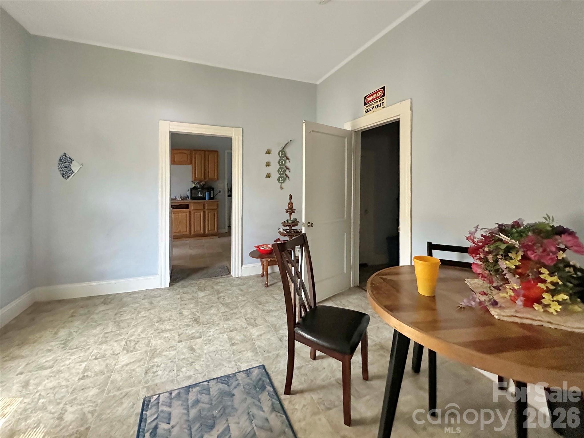 303 W B Street Property Photo 4