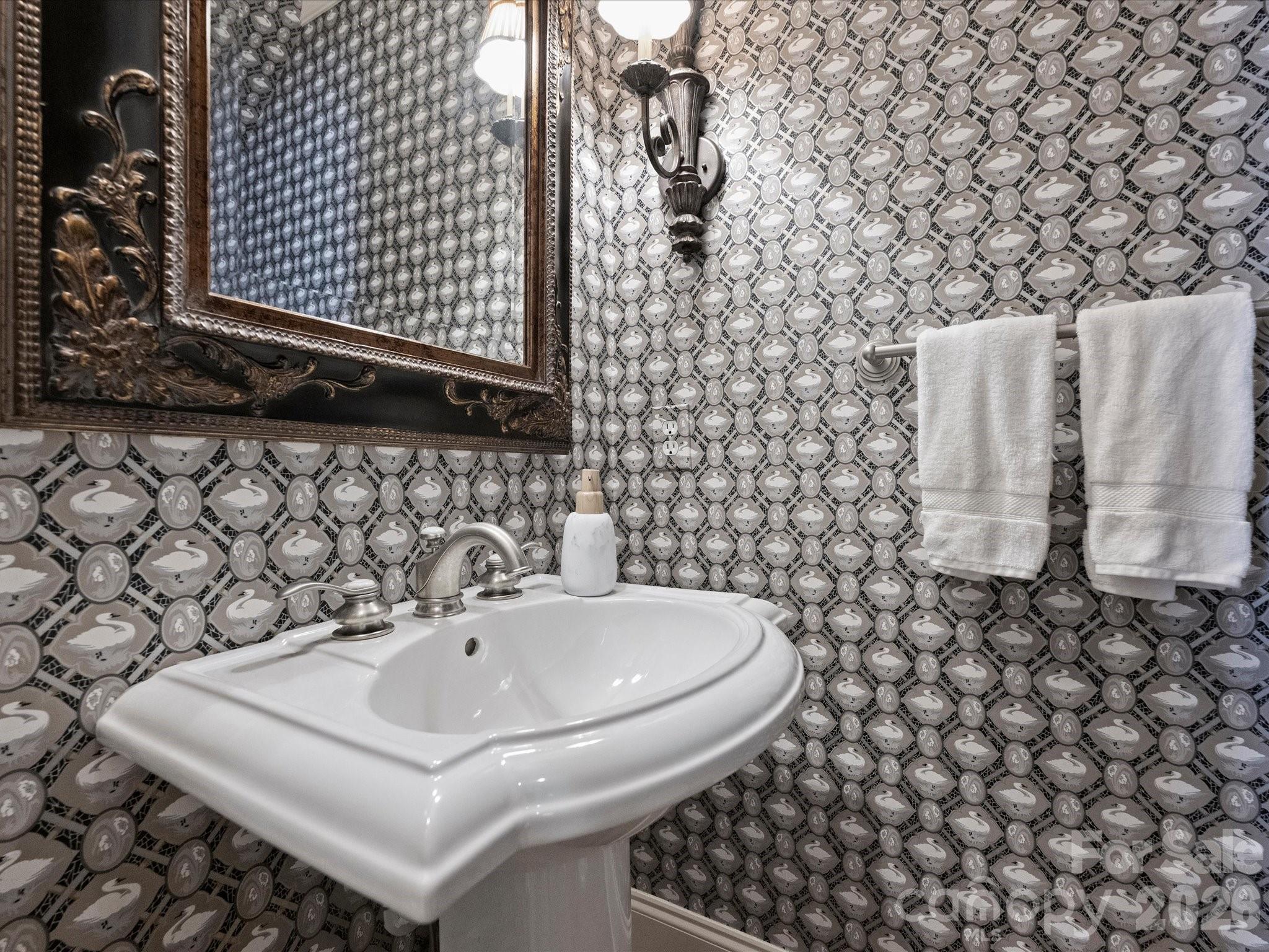 8843 Heydon Hall Circle Property Photo 23