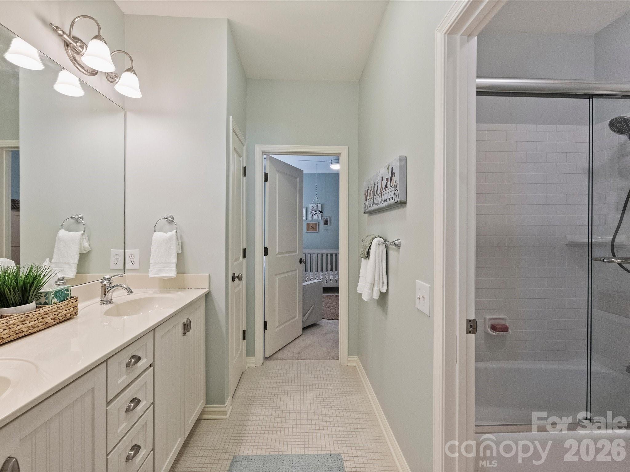 8843 Heydon Hall Circle Property Photo 28