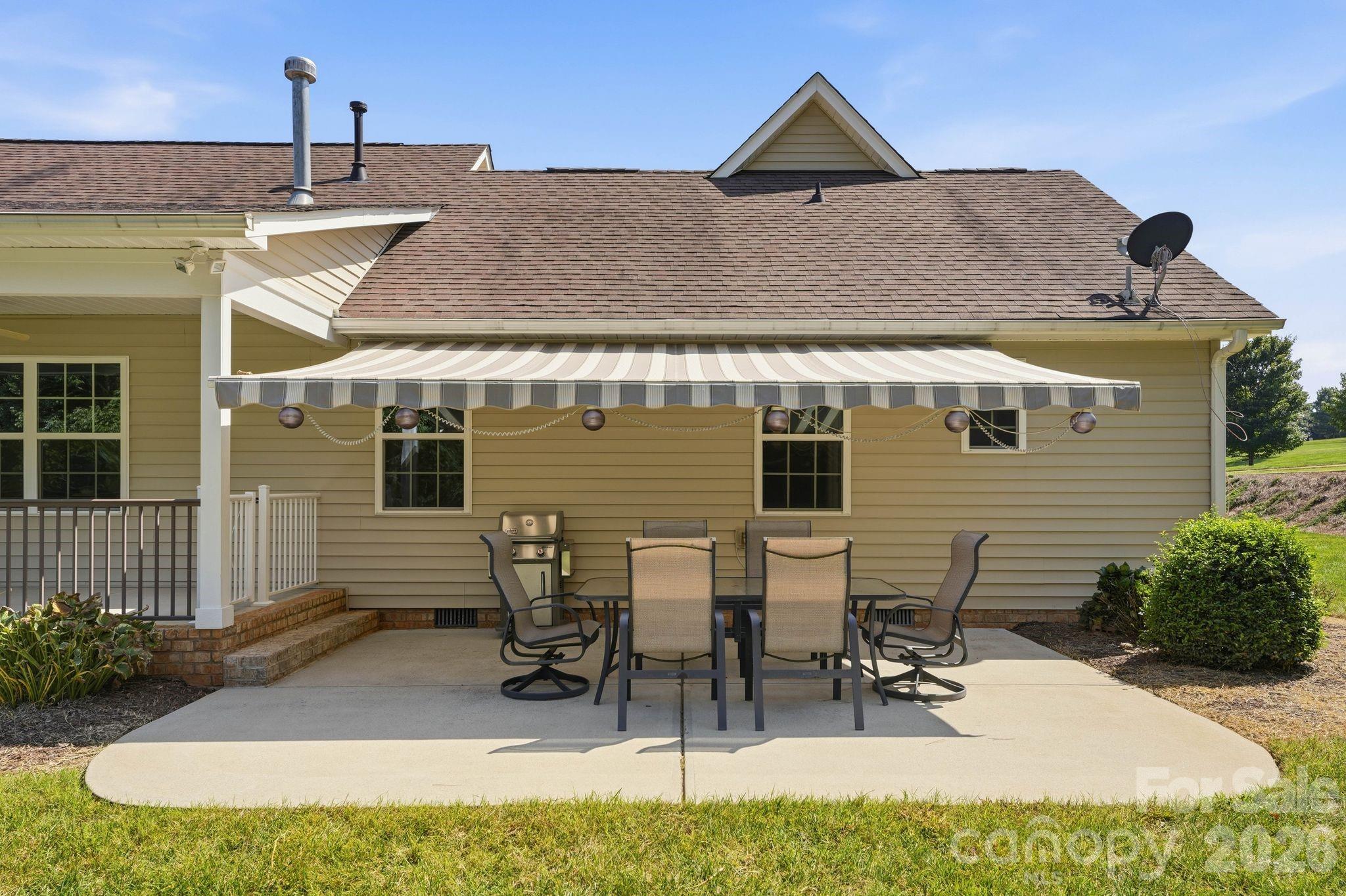 107 E Vista View Place Property Photo 4