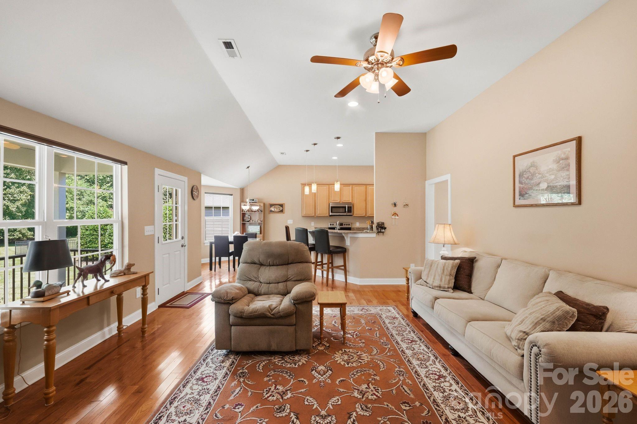 107 E Vista View Place Property Photo 17