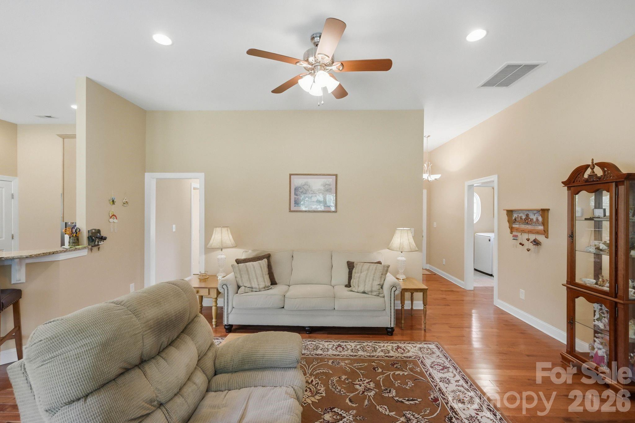 107 E Vista View Place Property Photo 19
