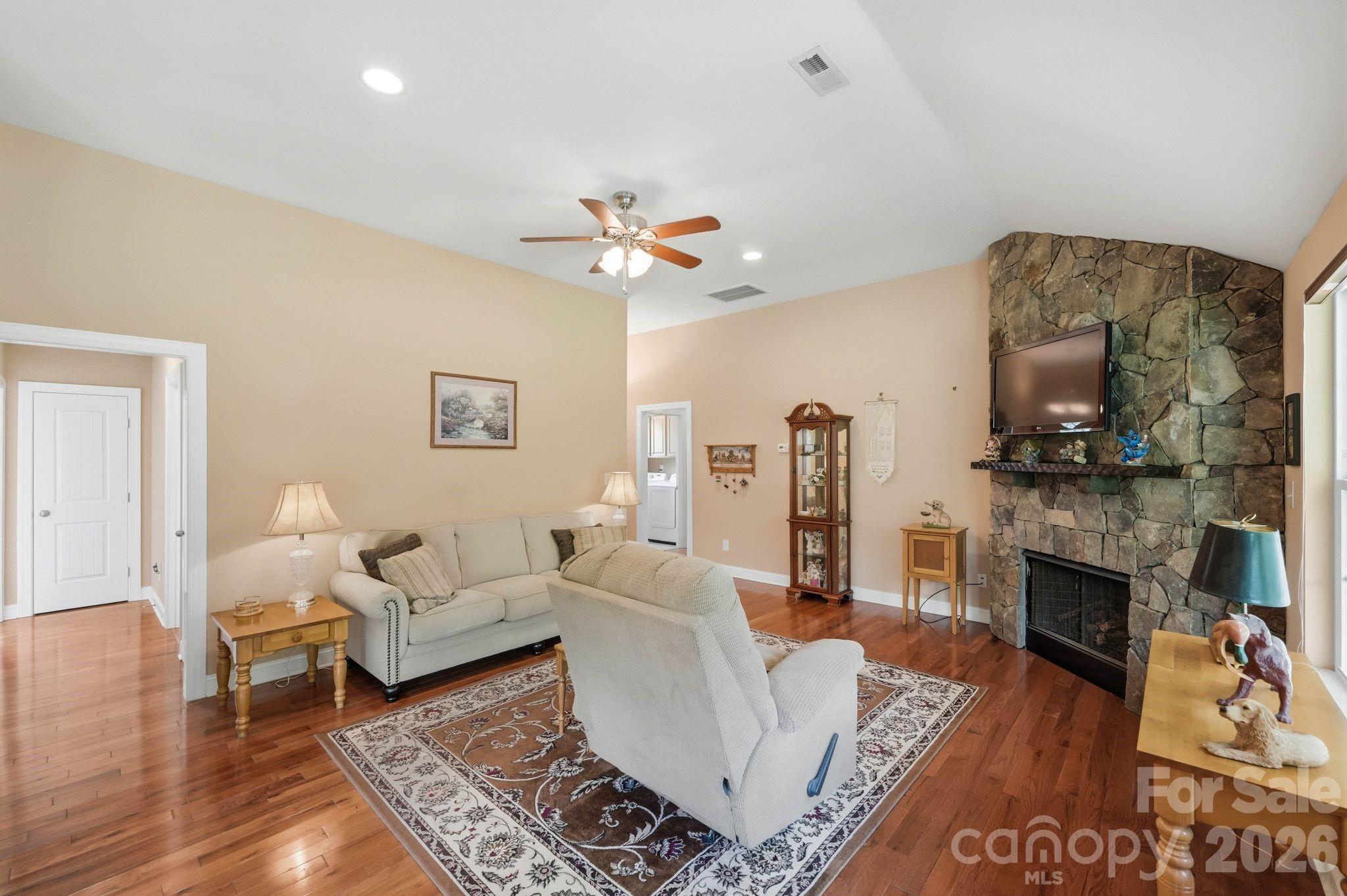 107 E Vista View Place Property Photo 20