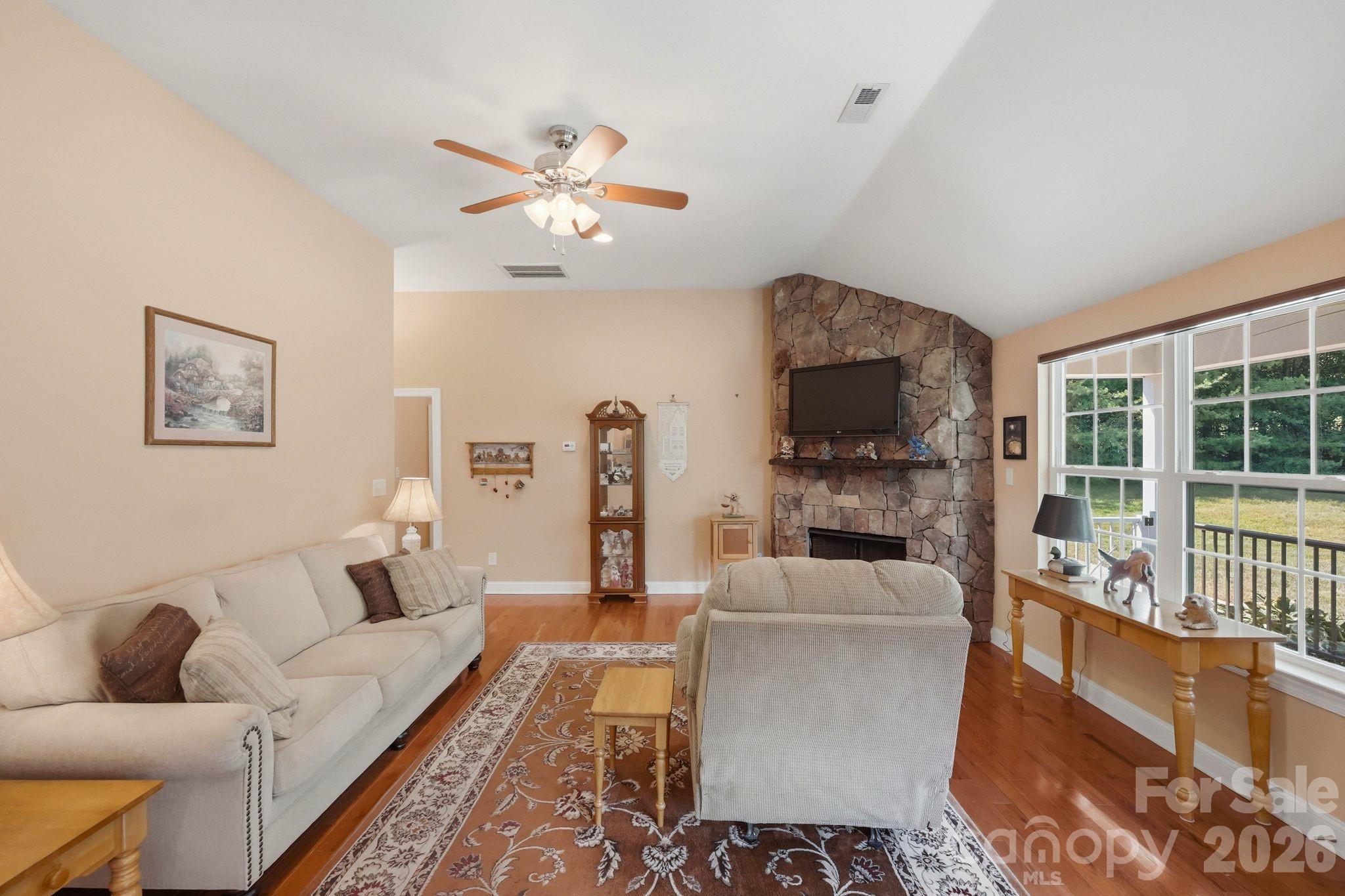 107 E Vista View Place Property Photo 21