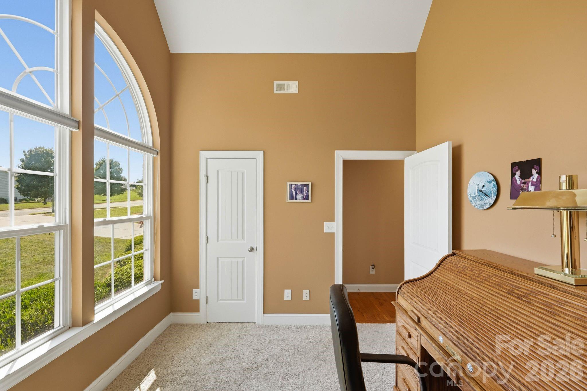 107 E Vista View Place Property Photo 35