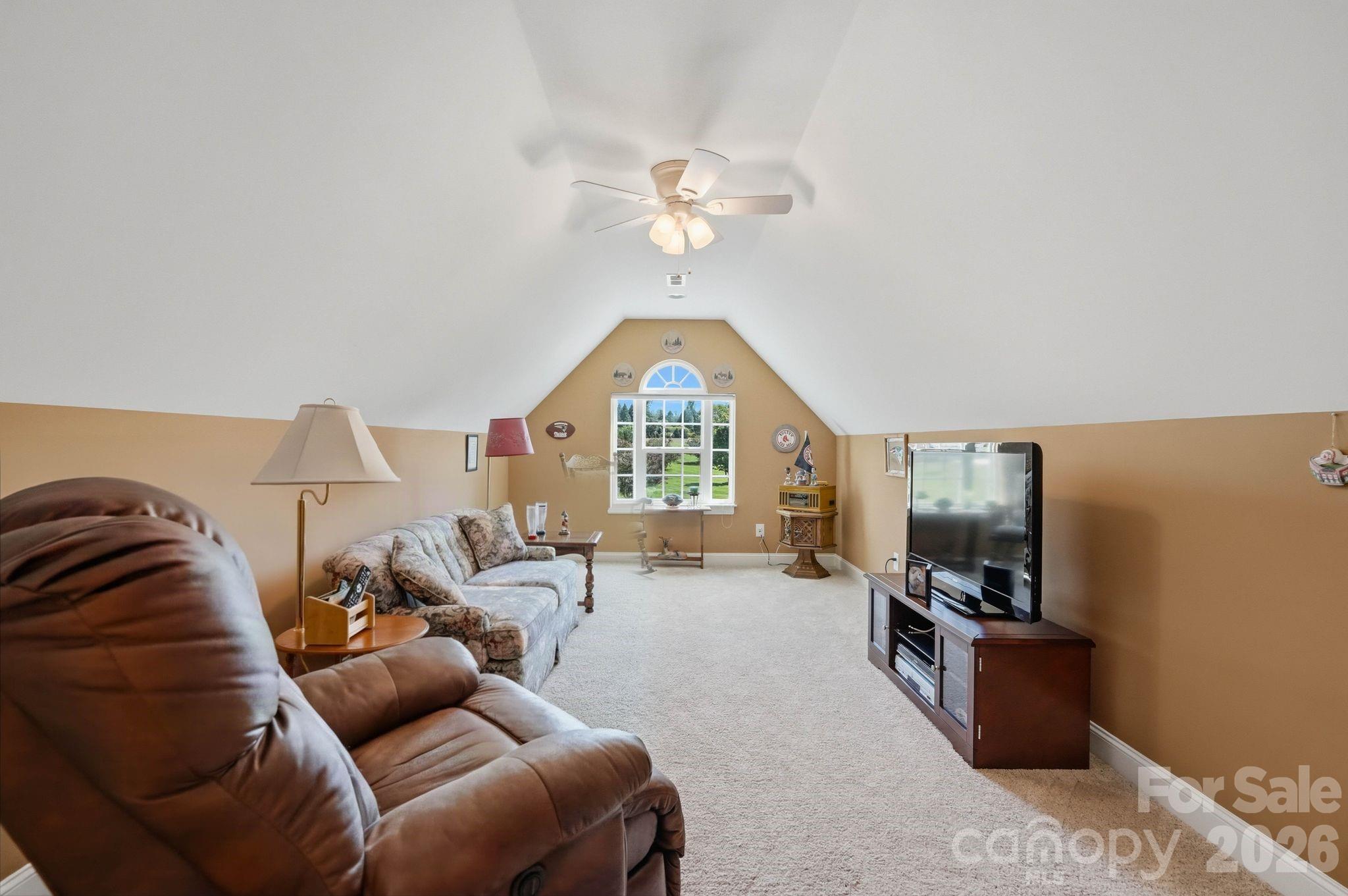107 E Vista View Place Property Photo 37