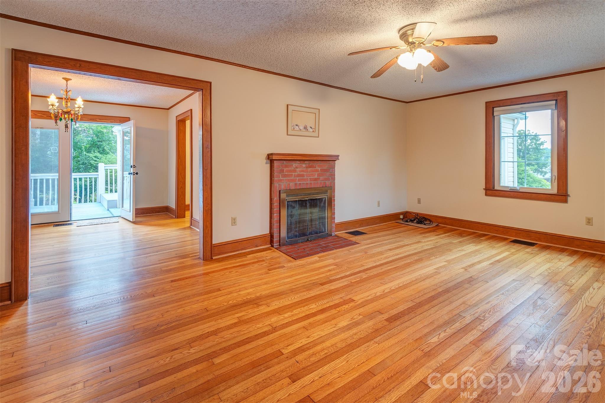 103 S Main Street Property Photo 4