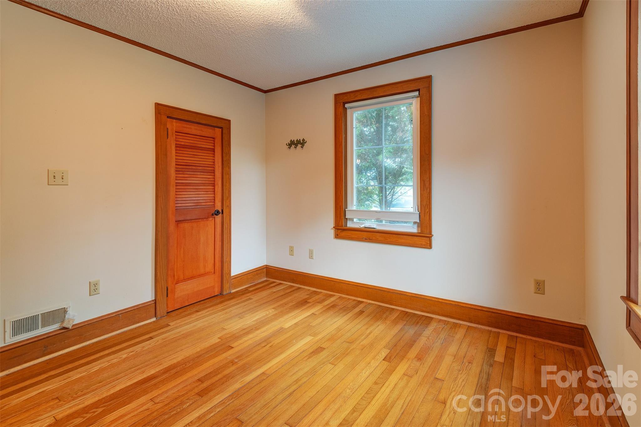 103 S Main Street Property Photo 15