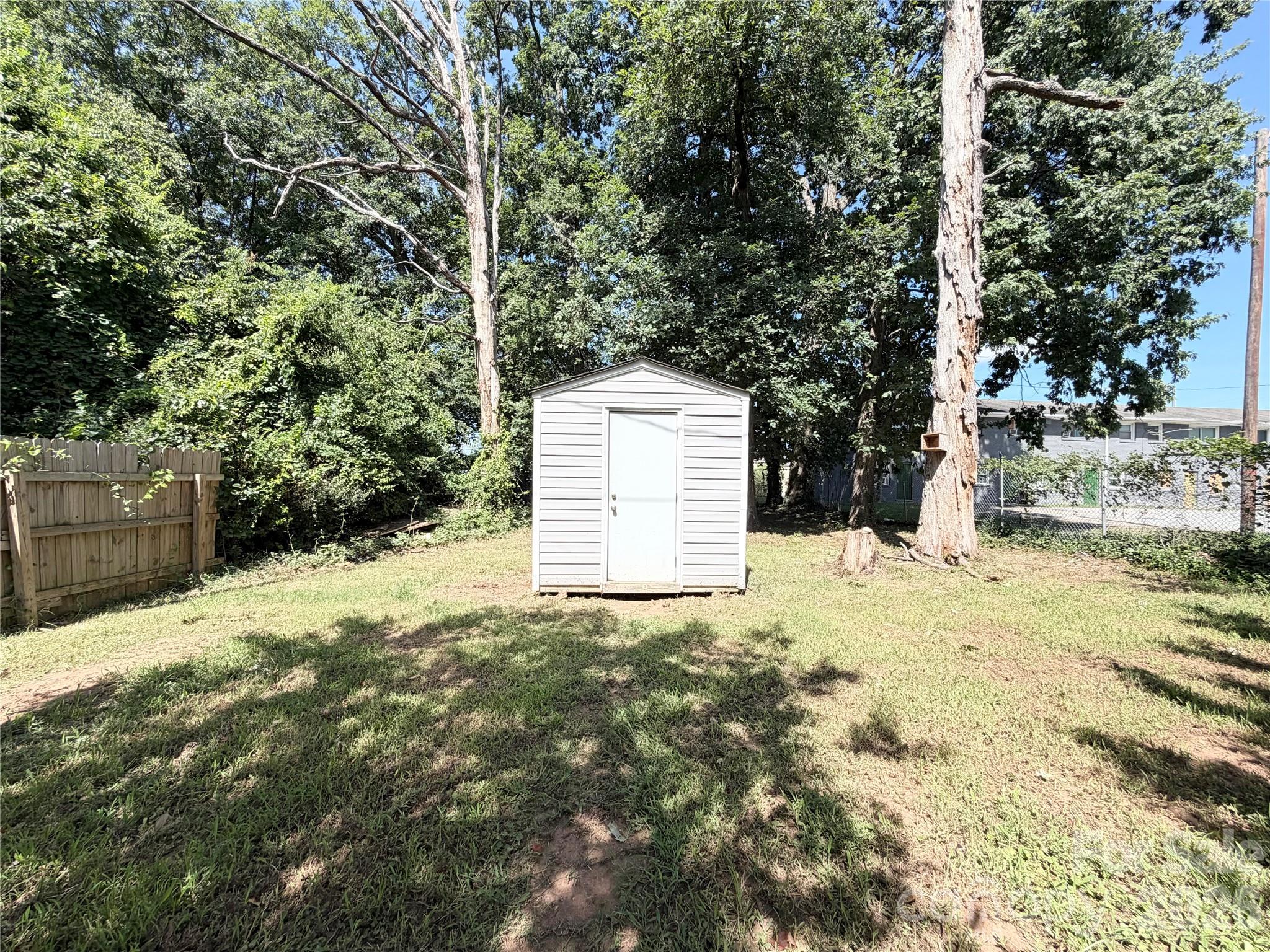 2107 Custer Street Property Photo 30