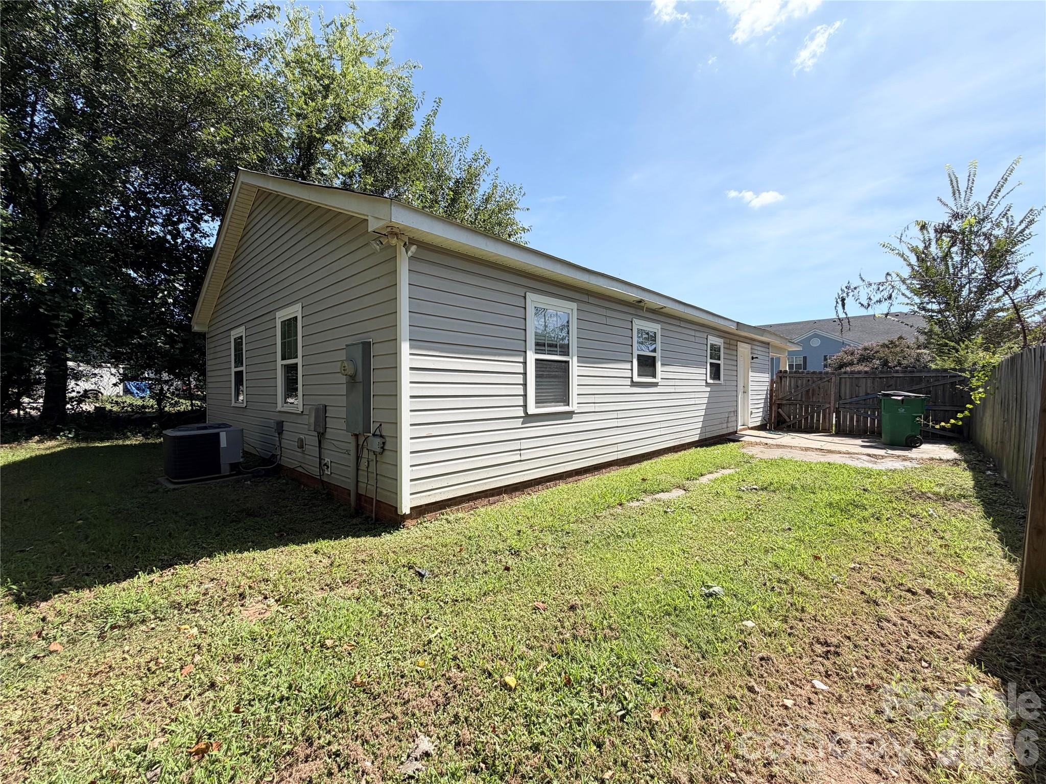 2107 Custer Street Property Photo 31