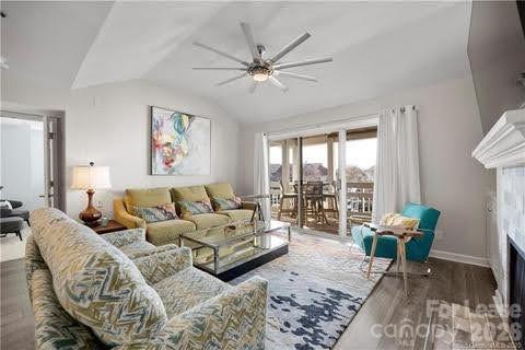 18015 Kings Point Drive L Property Photo 10