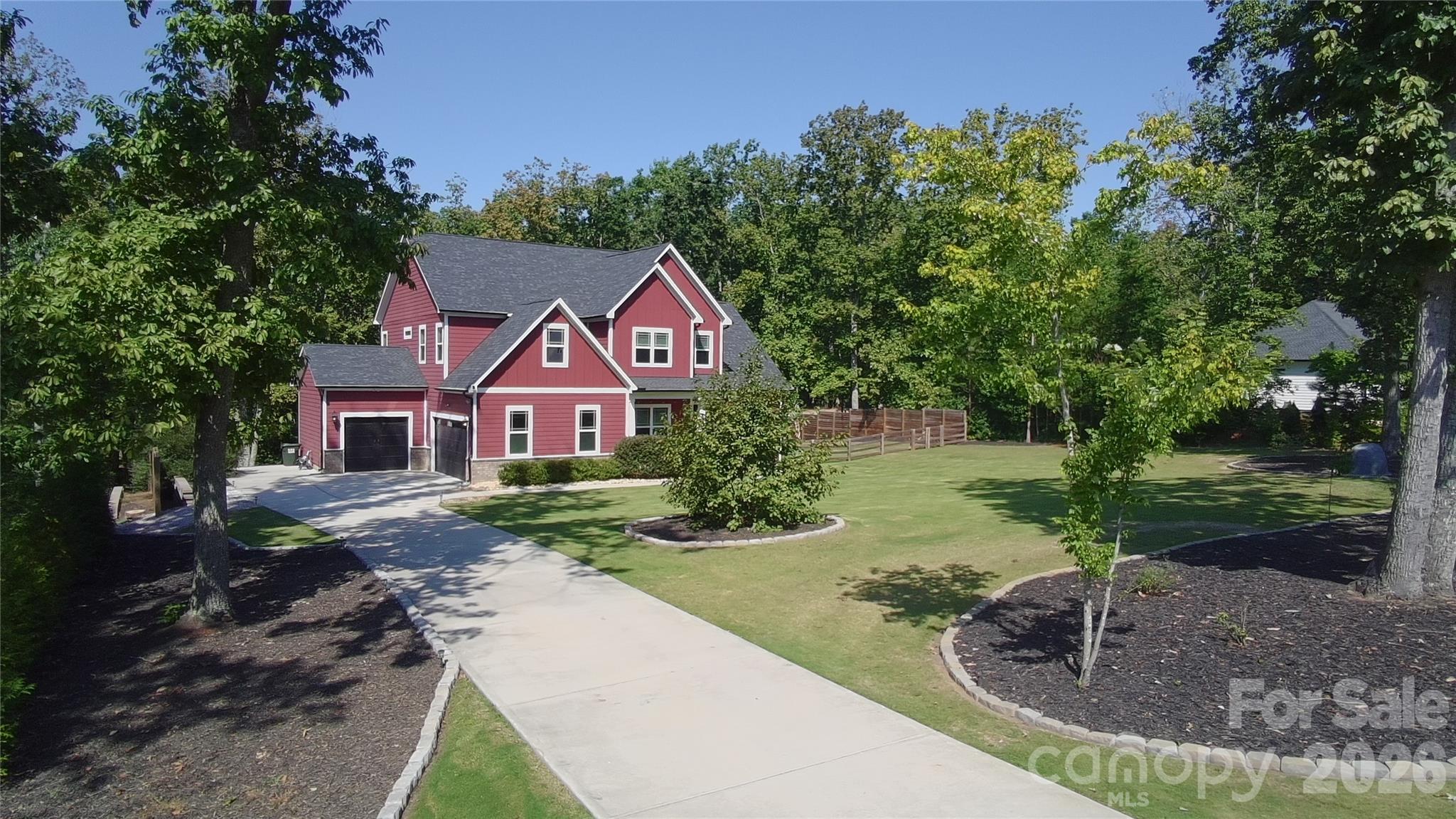 555 Shepherd Lane Property Photo 3