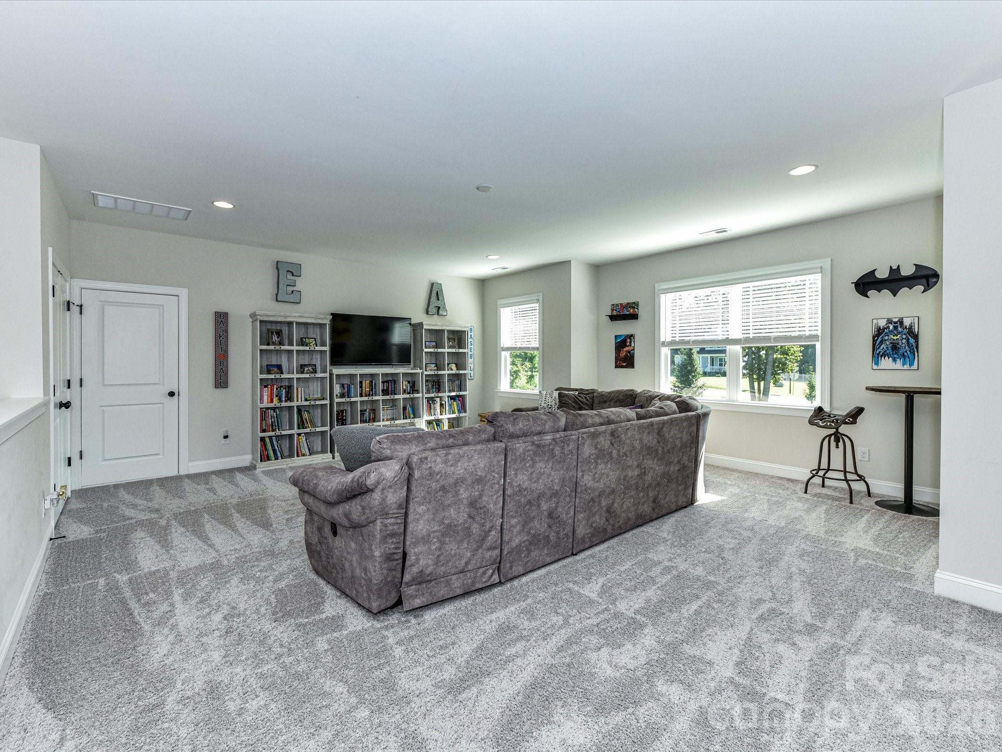 555 Shepherd Lane Property Photo 19