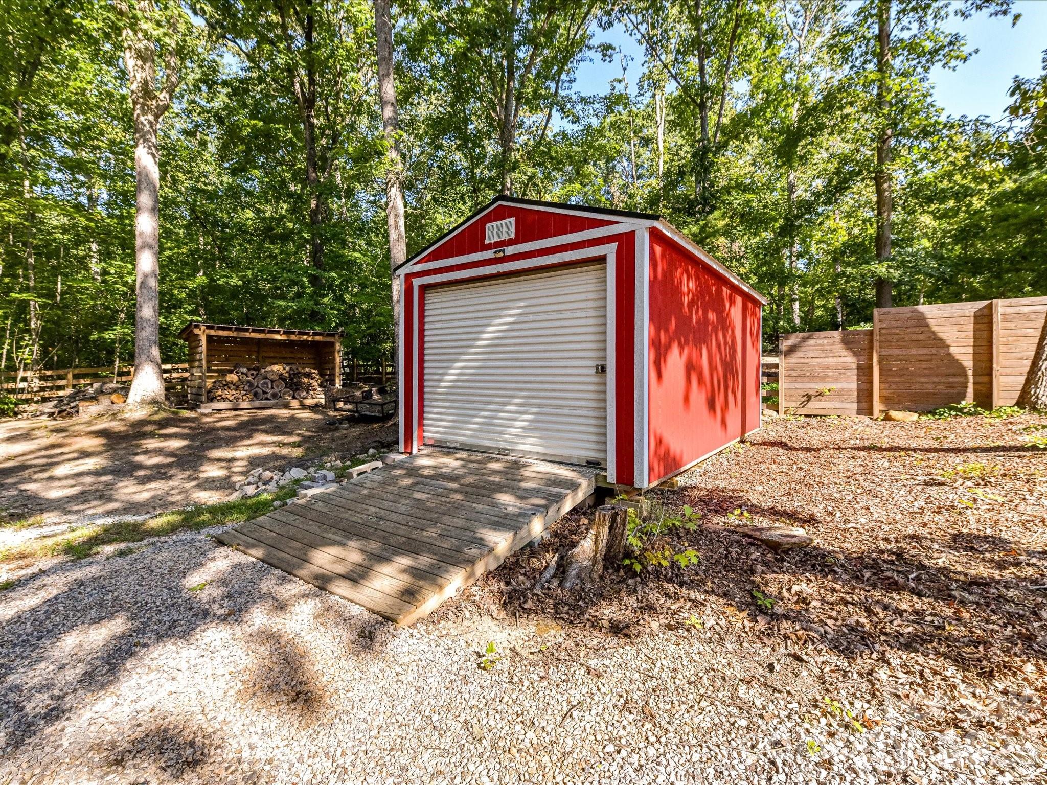 555 Shepherd Lane Property Photo 32
