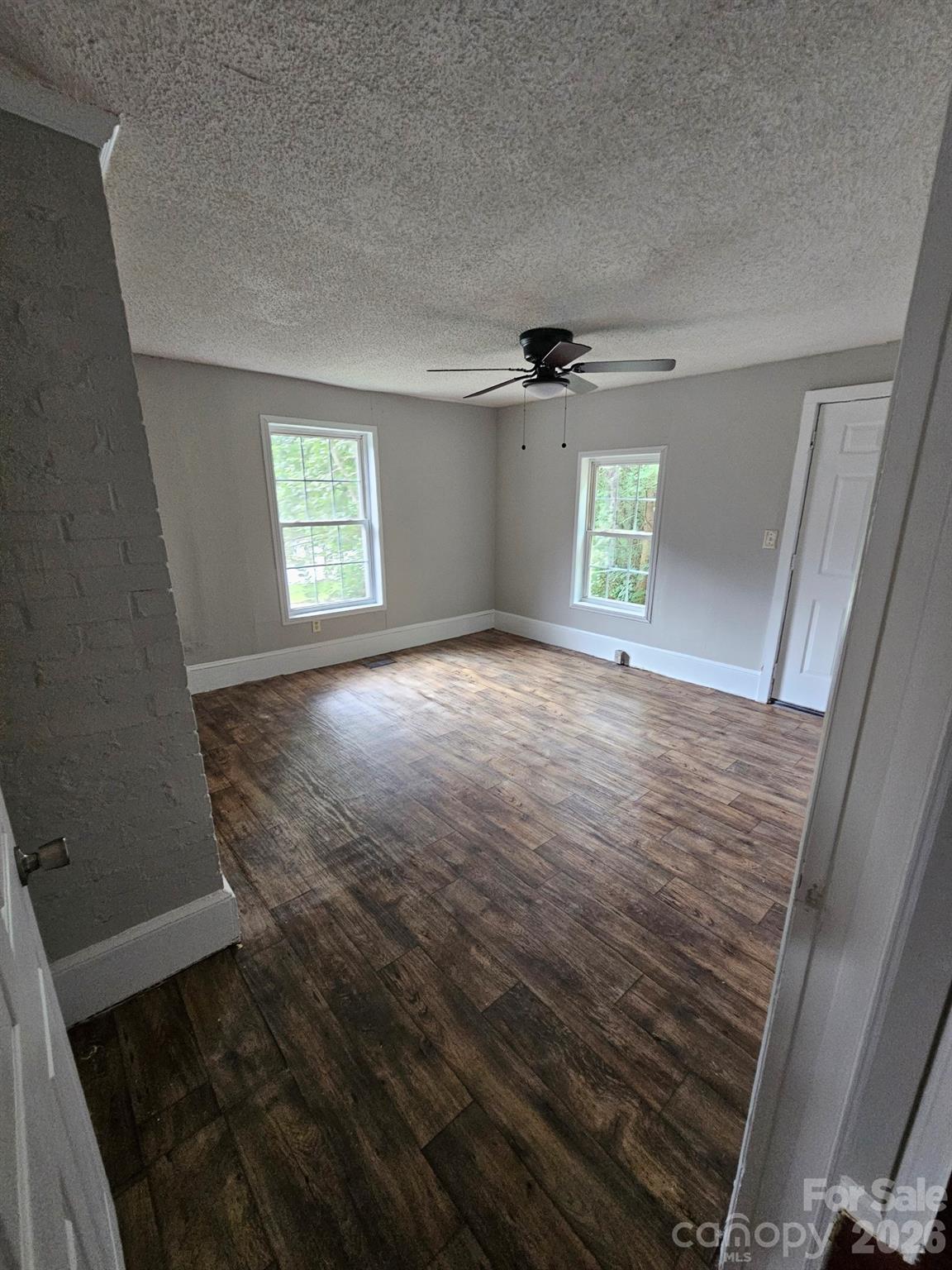 152 Winecoff Avenue Property Photo 5