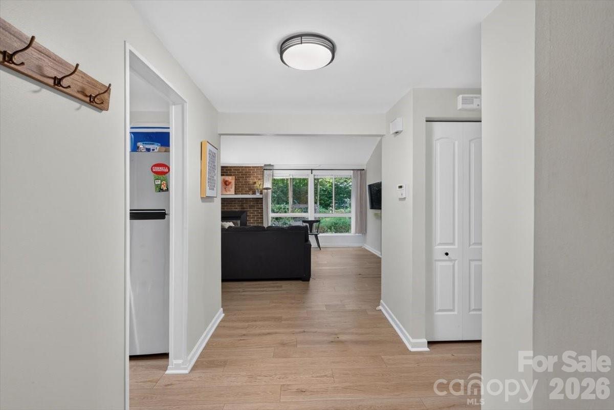 1623 Van Dyke Drive Property Photo 3