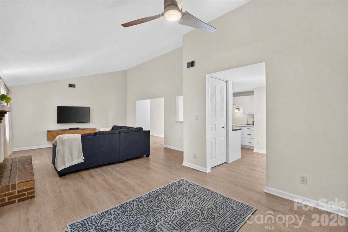 1623 Van Dyke Drive Property Photo 7