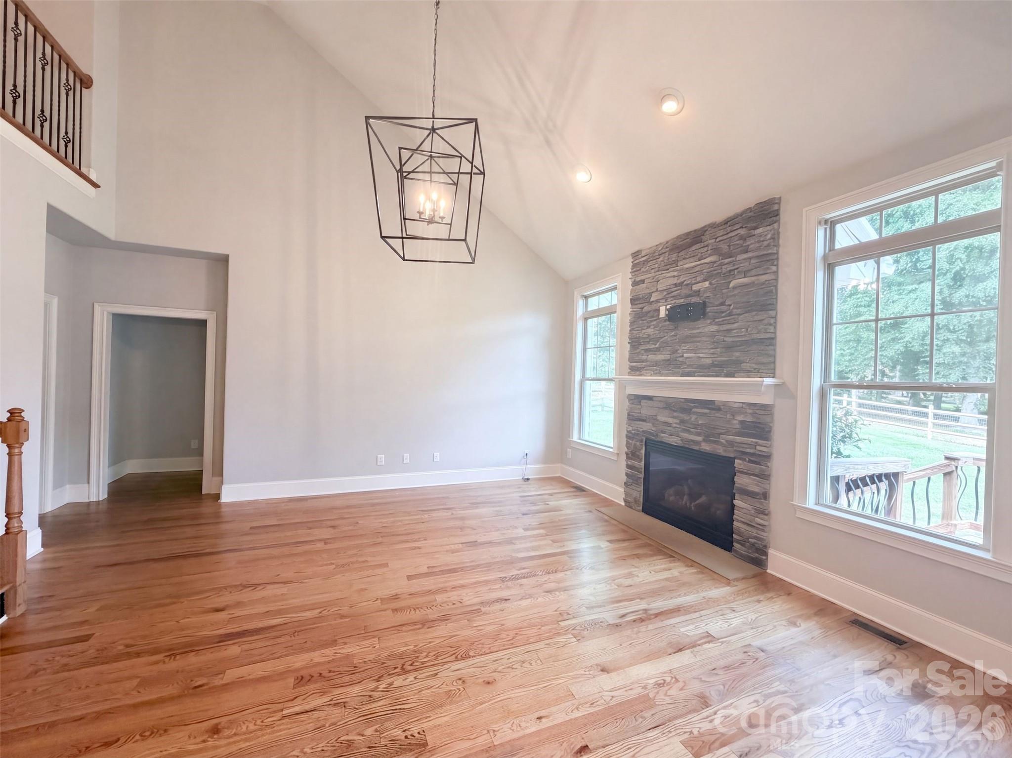 131 Lakeshore Hills Drive Property Photo 3