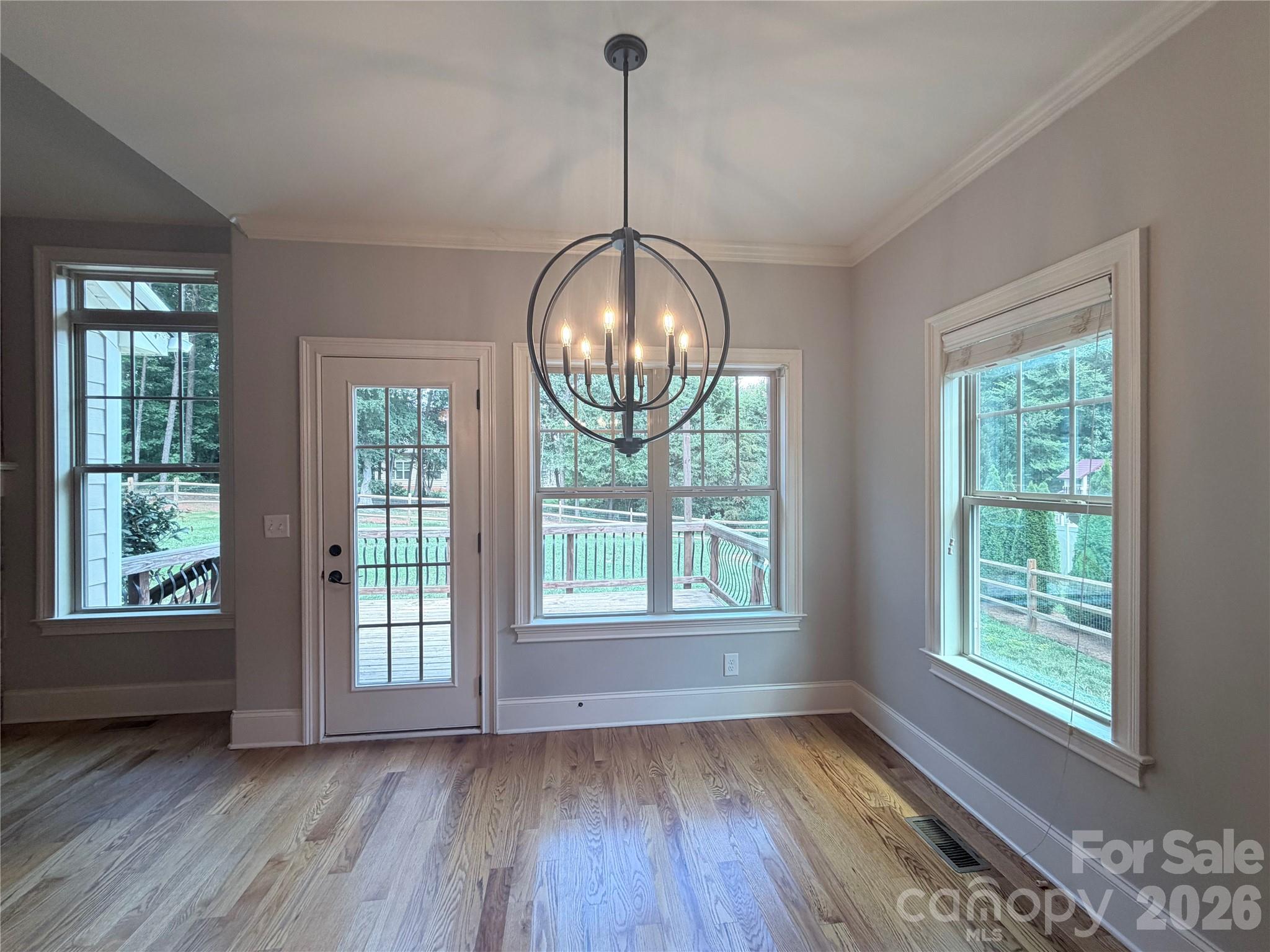 131 Lakeshore Hills Drive Property Photo 8