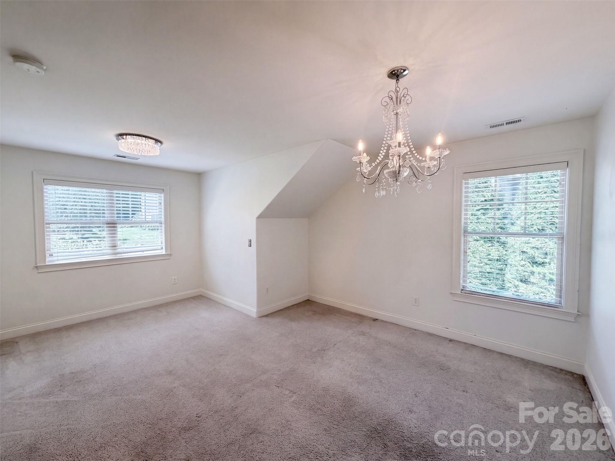 131 Lakeshore Hills Drive Property Photo 13