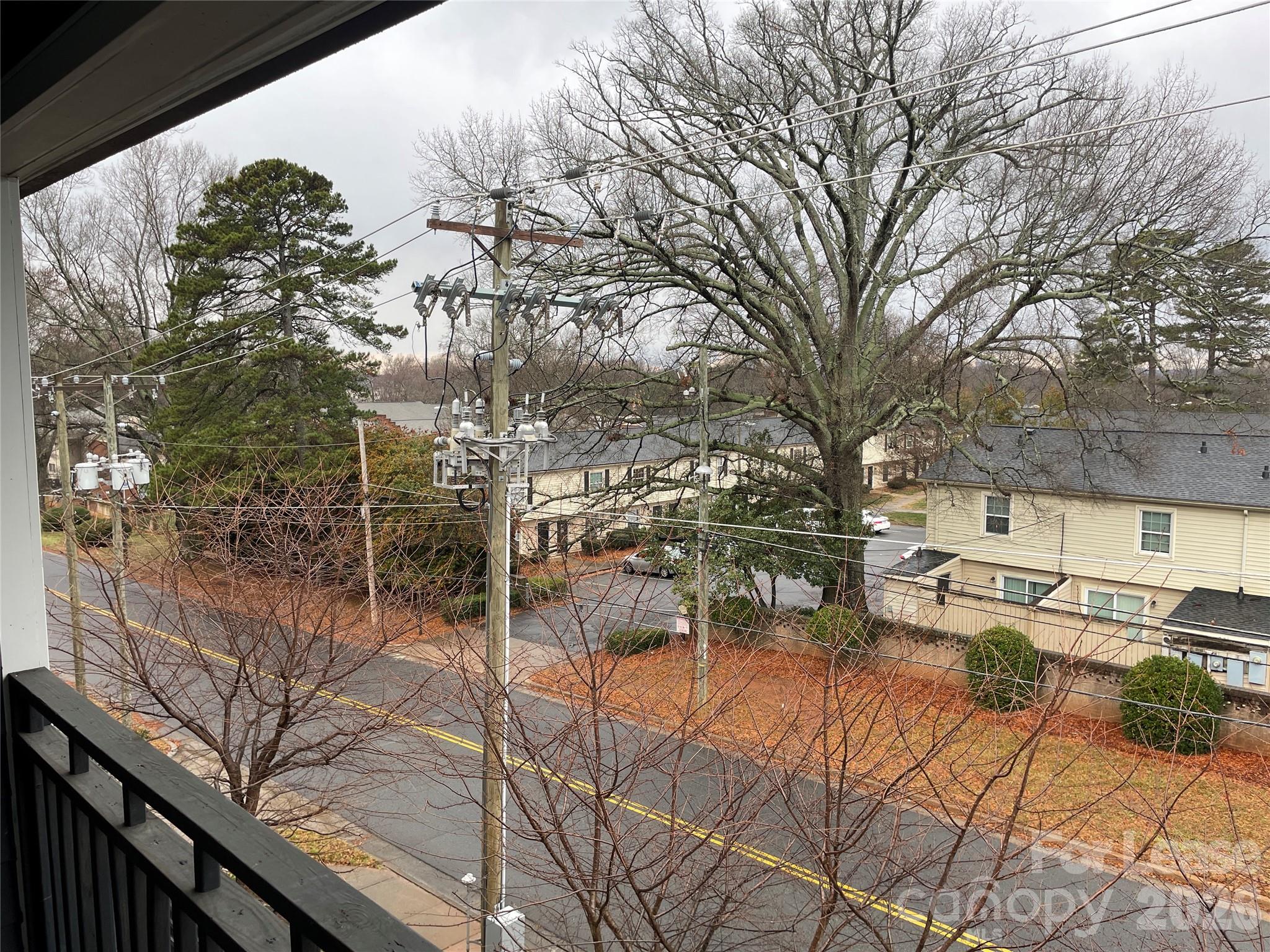 935 Mcalway Road 303 Property Photo 4