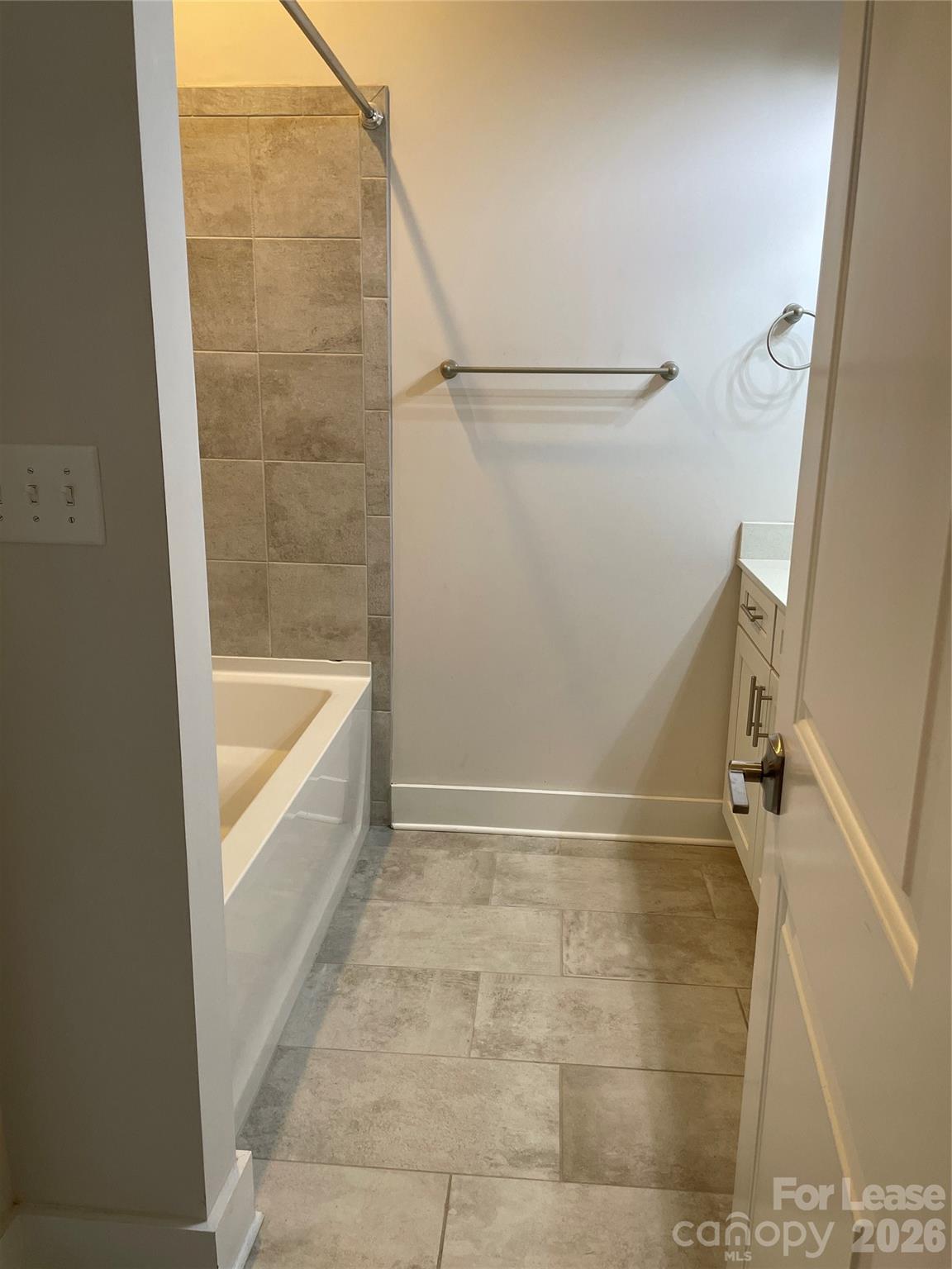 935 Mcalway Road 303 Property Photo 14