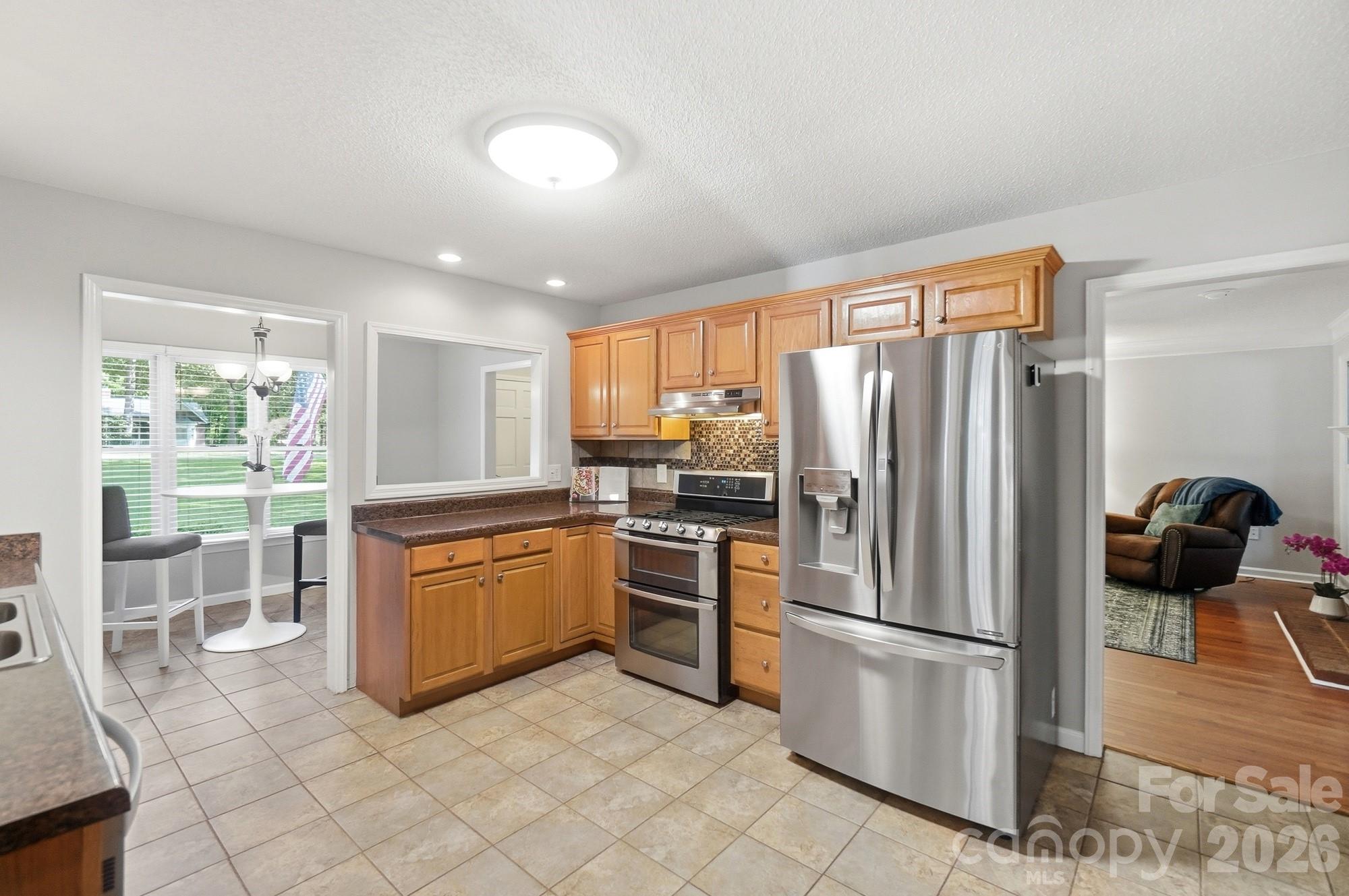 416 Ambrose Lane Property Photo 6
