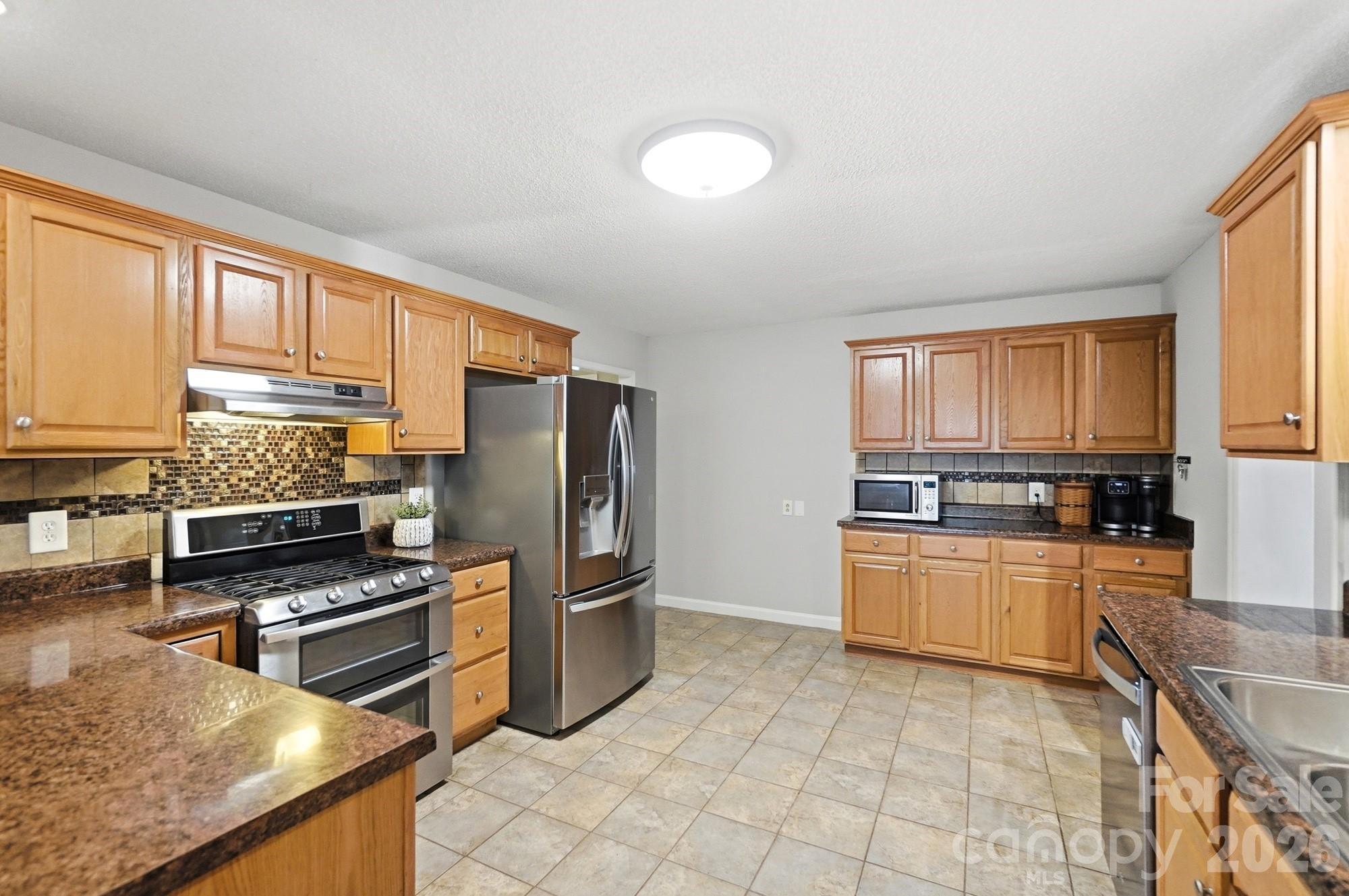 416 Ambrose Lane Property Photo 7