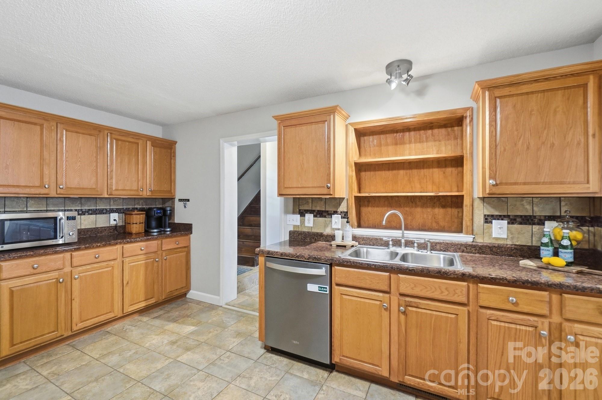 416 Ambrose Lane Property Photo 9