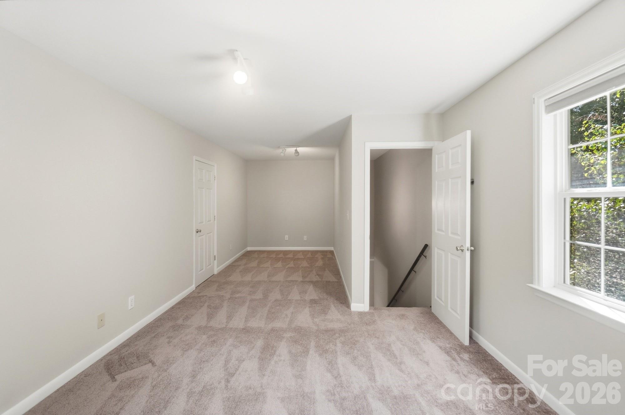 416 Ambrose Lane Property Photo 21