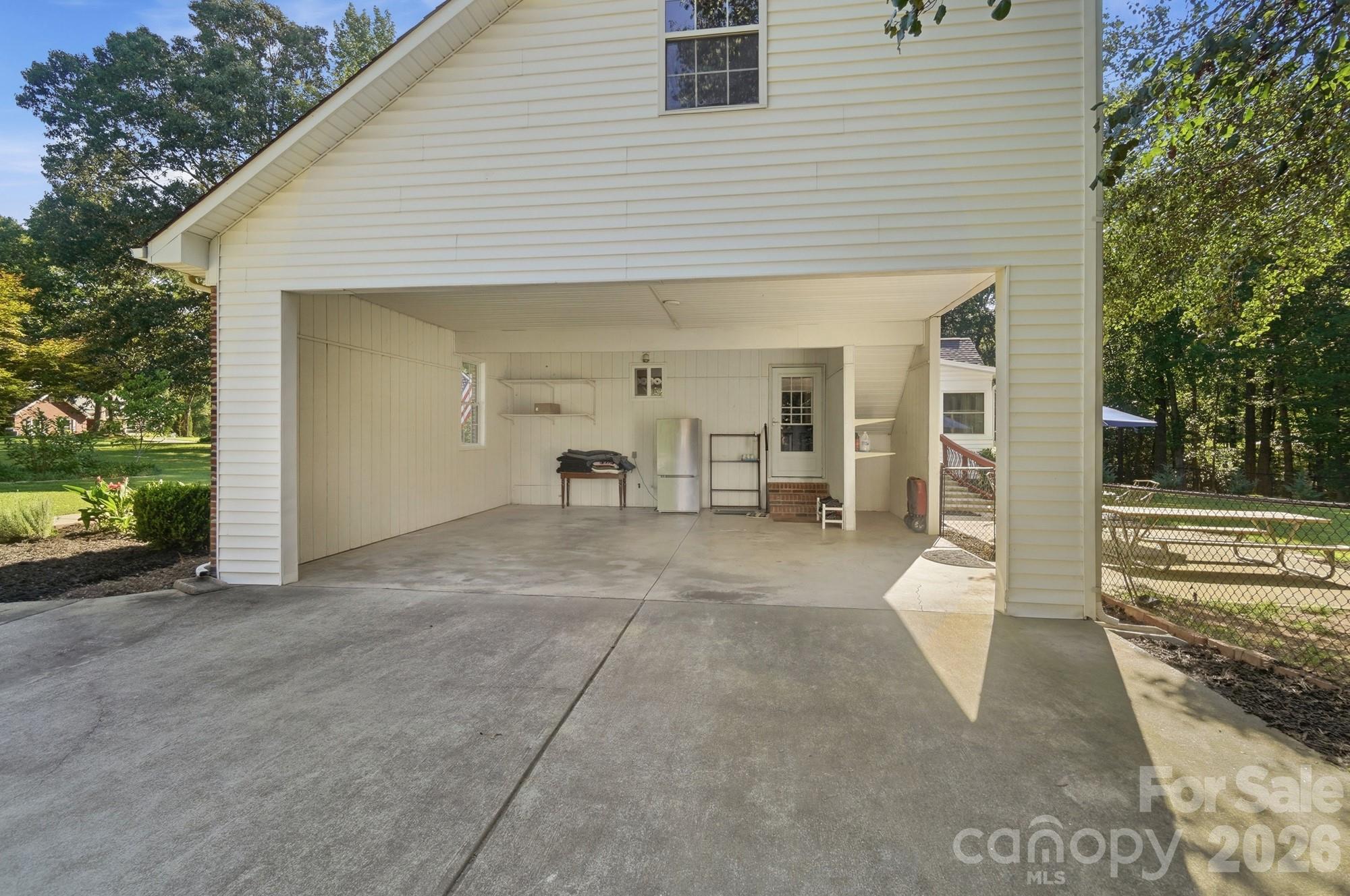 416 Ambrose Lane Property Photo 30