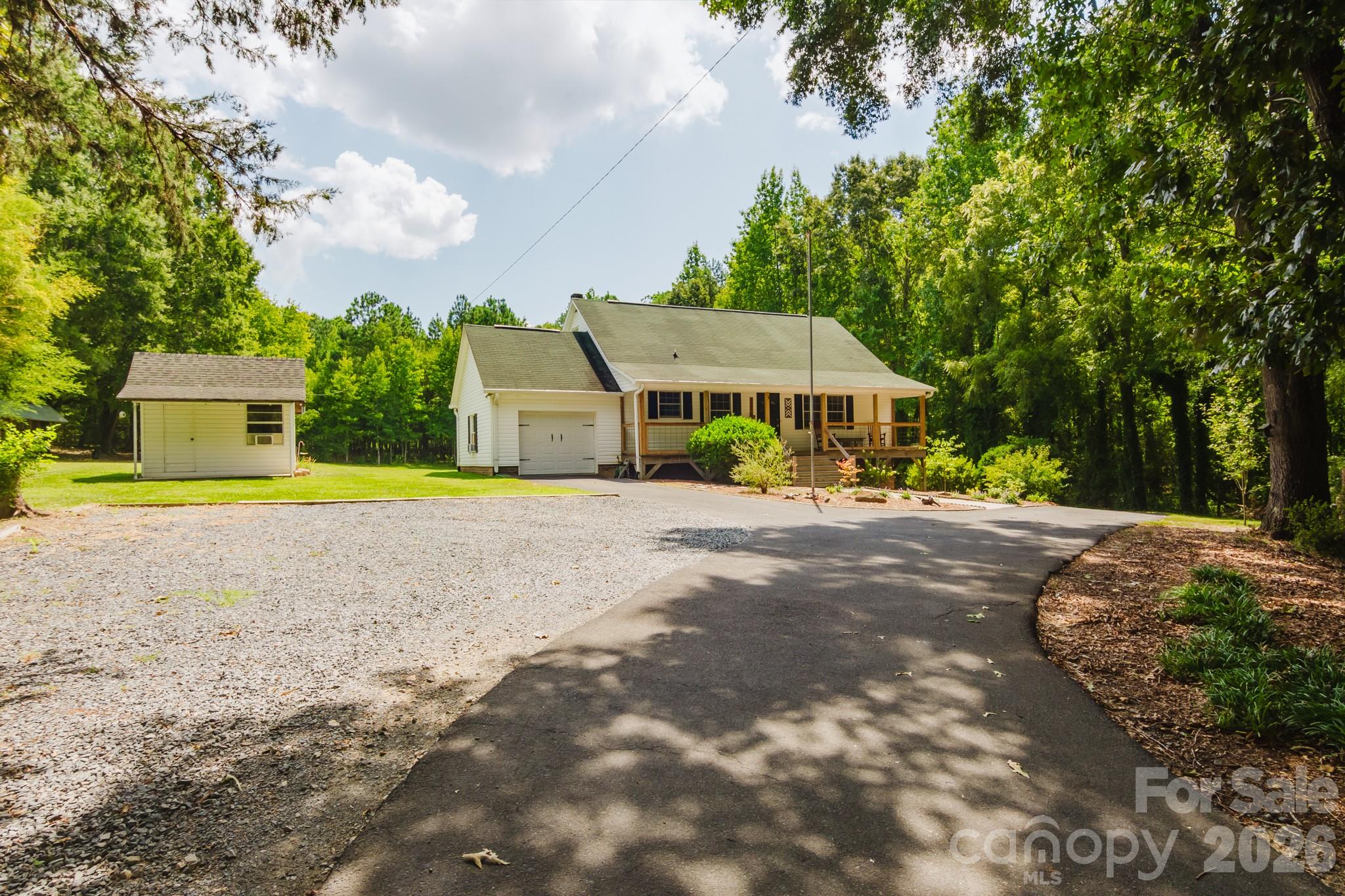 228 Anderson Grove Church Road Property Photo 1