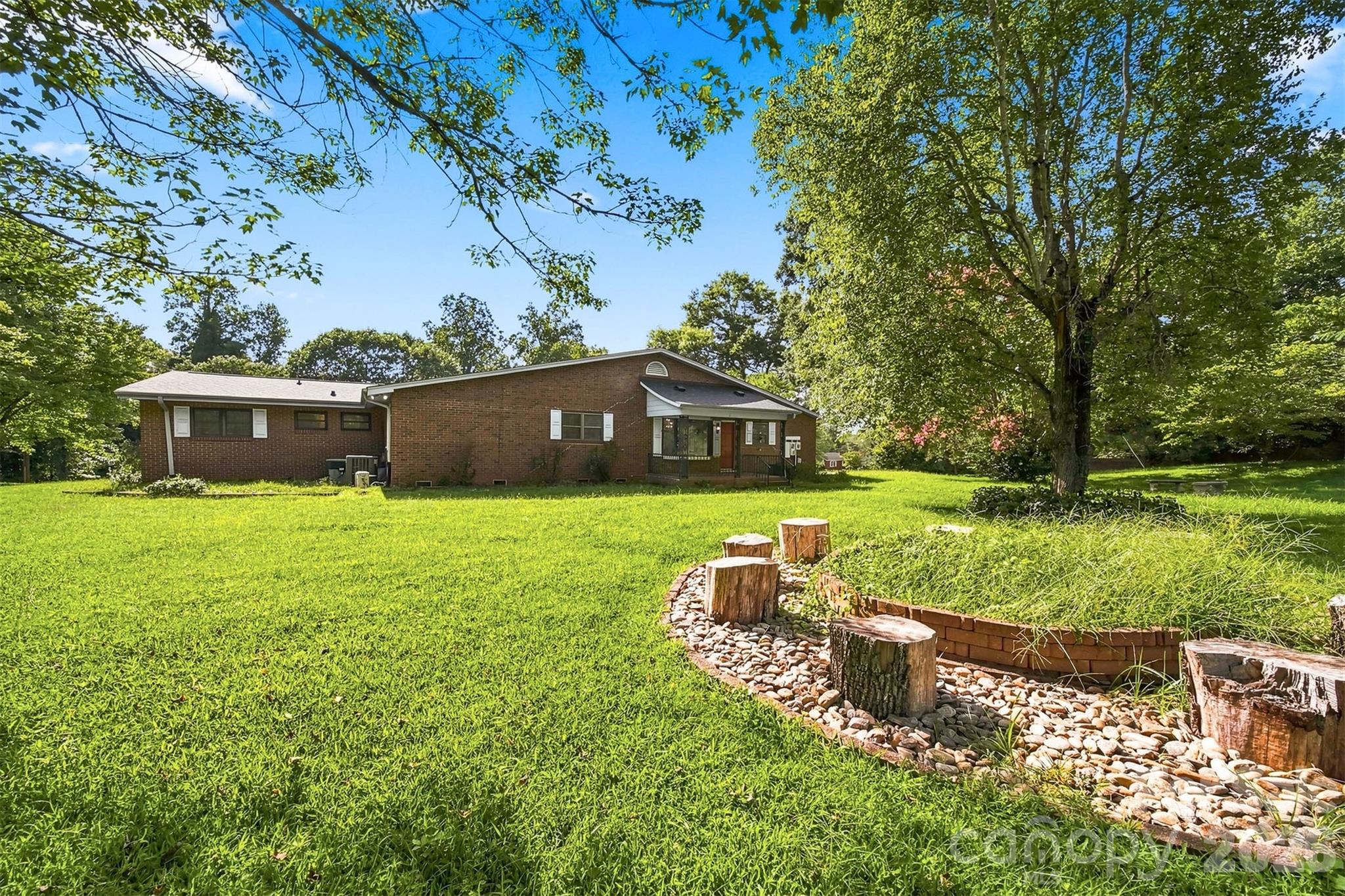 324 Northwood Park Property Photo 45