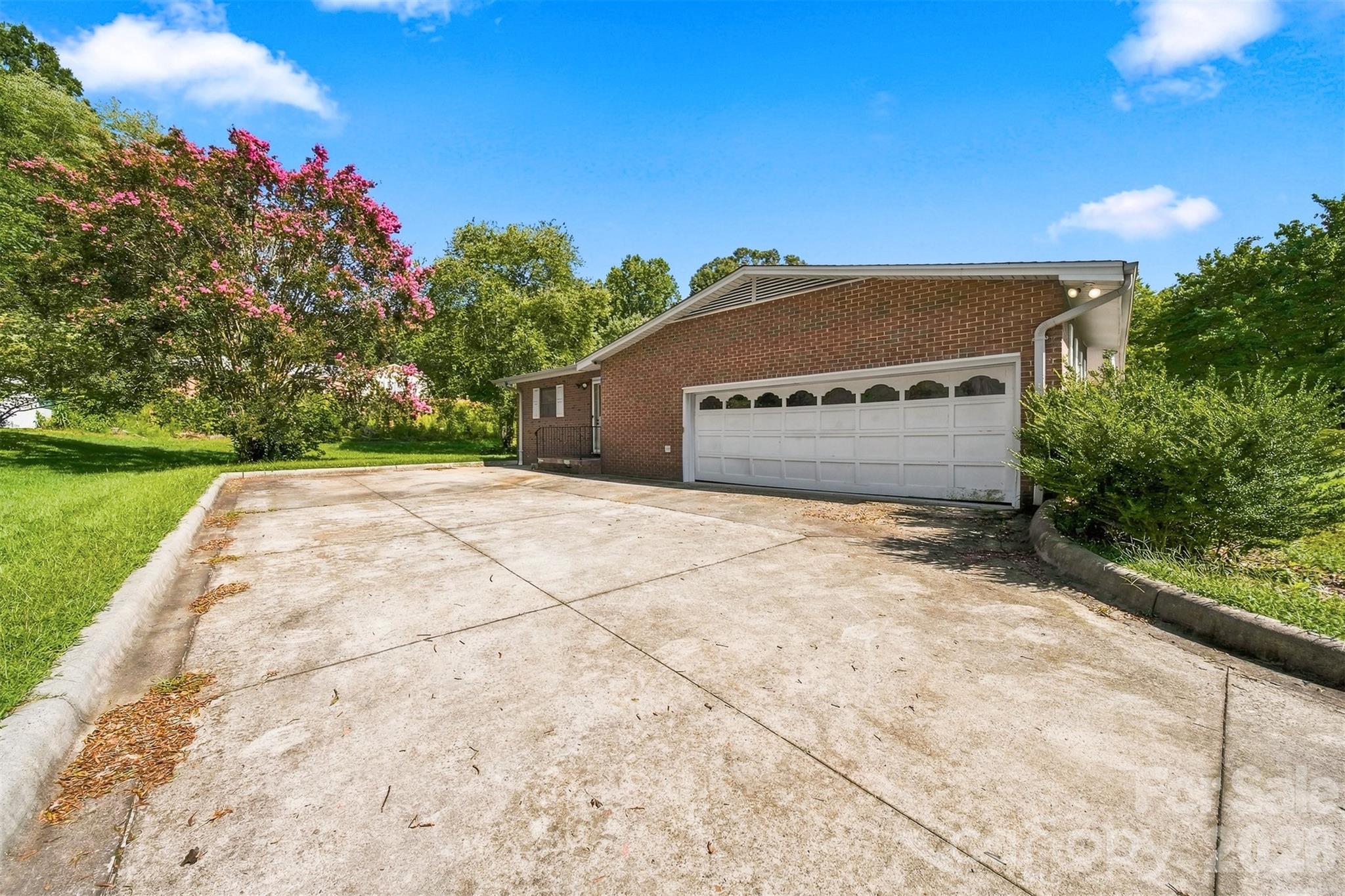 324 Northwood Park Property Photo 47