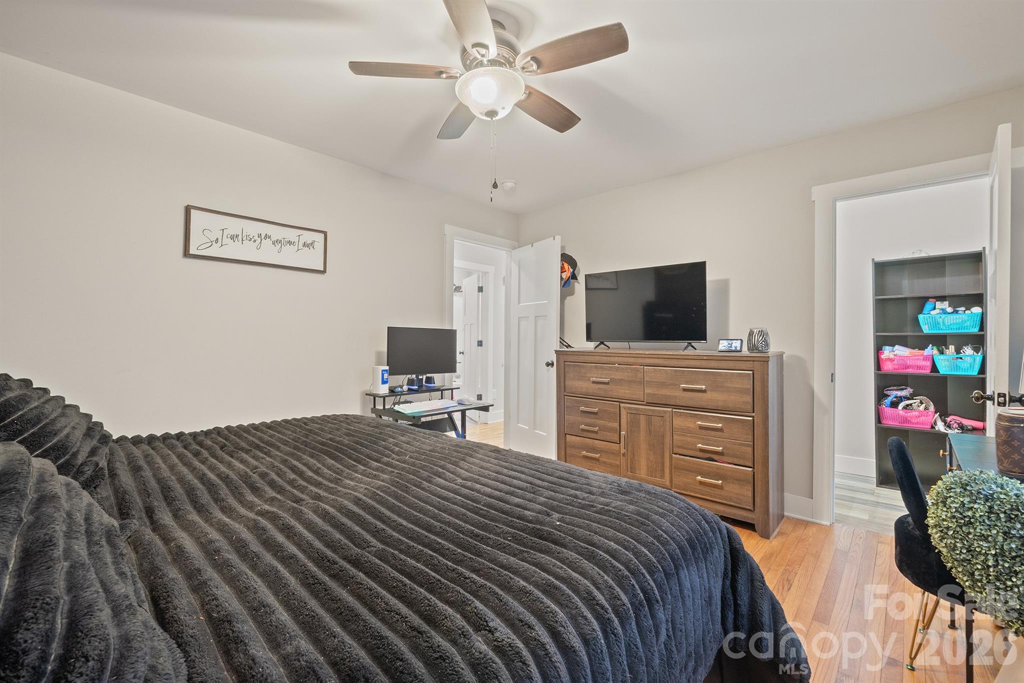 607 E 17th Street Property Photo 20