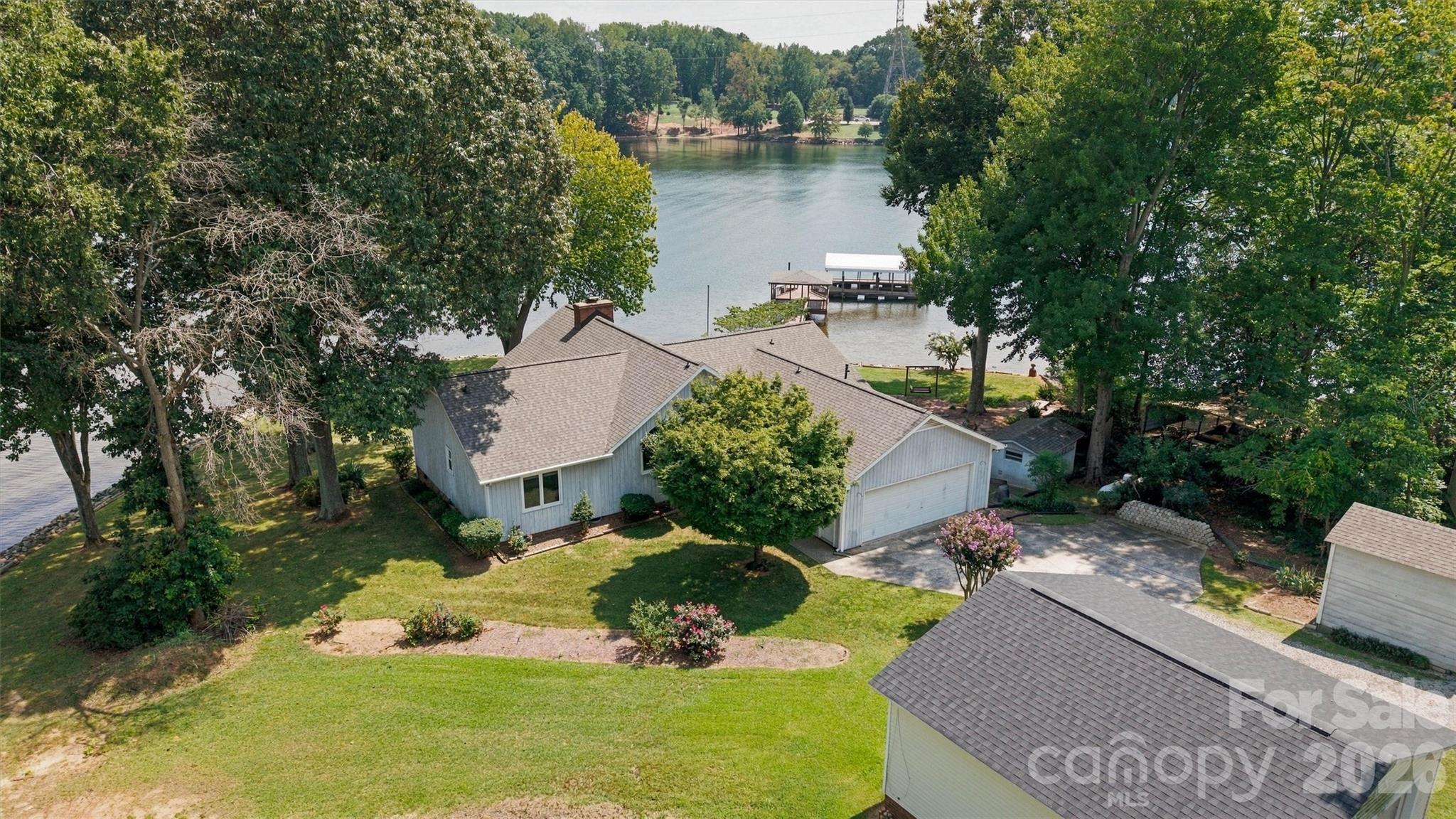 9109 Clement Circle Property Photo 2
