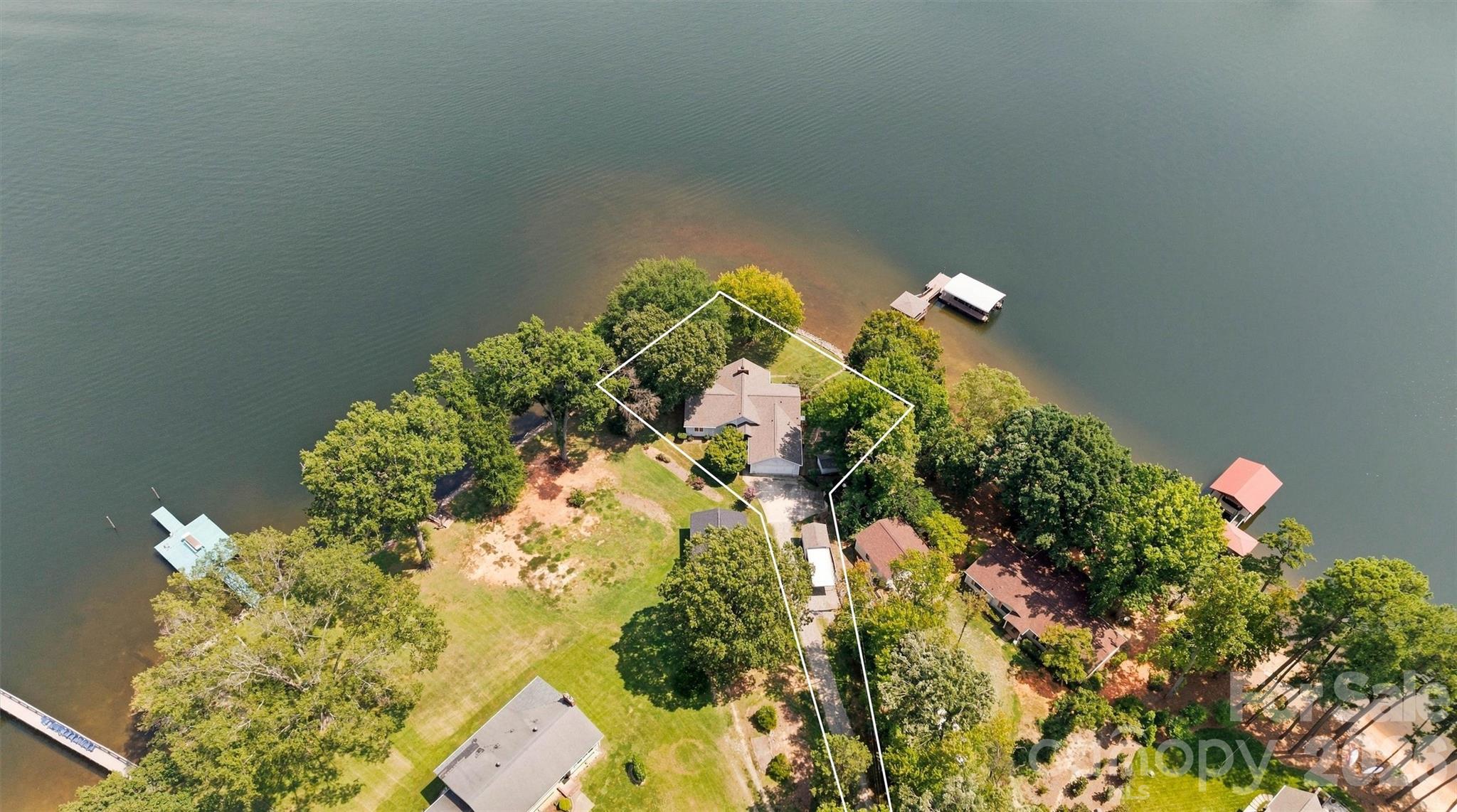 9109 Clement Circle Property Photo 3
