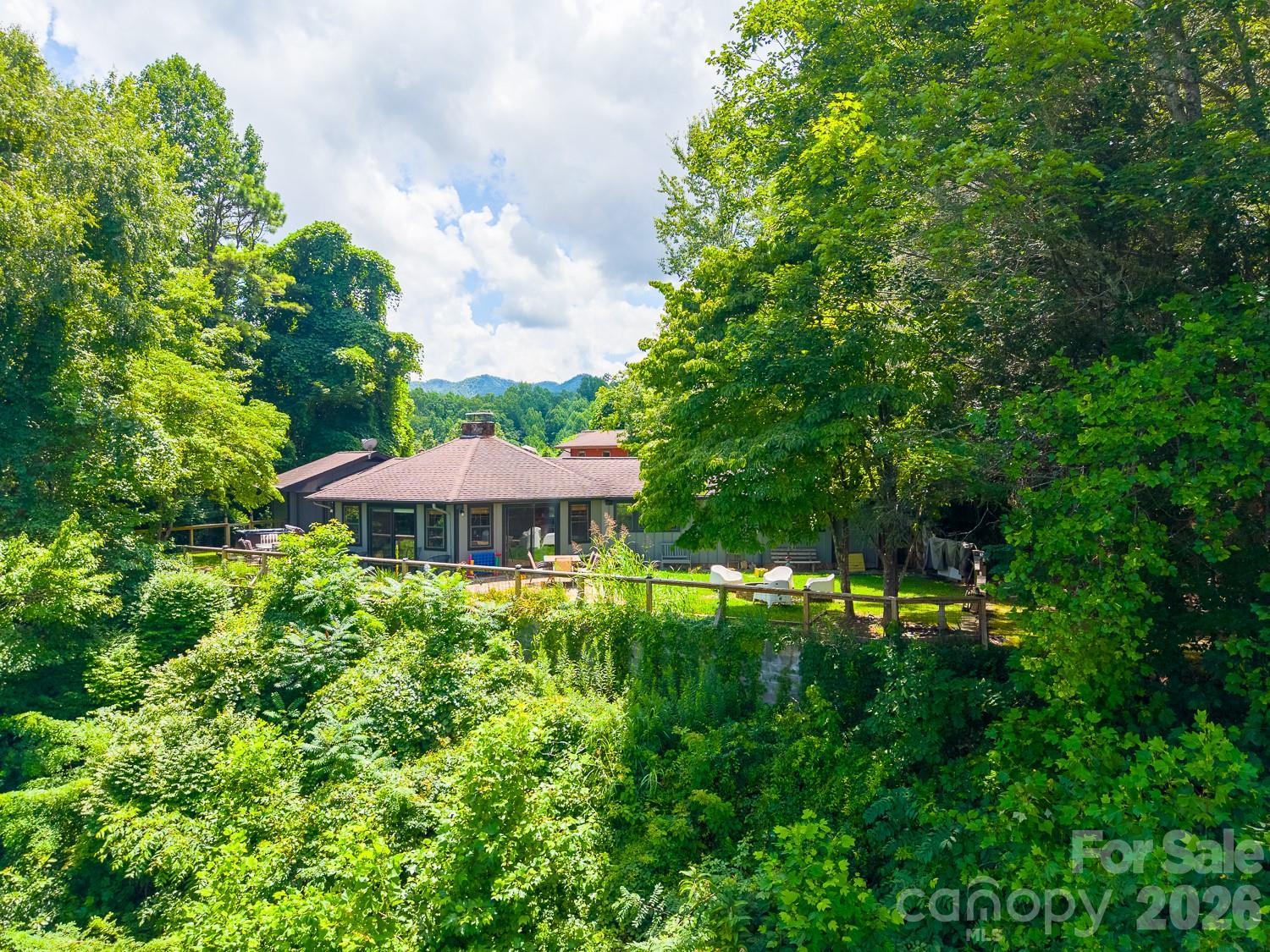 630 Smokey Vista Drive Property Photo 5