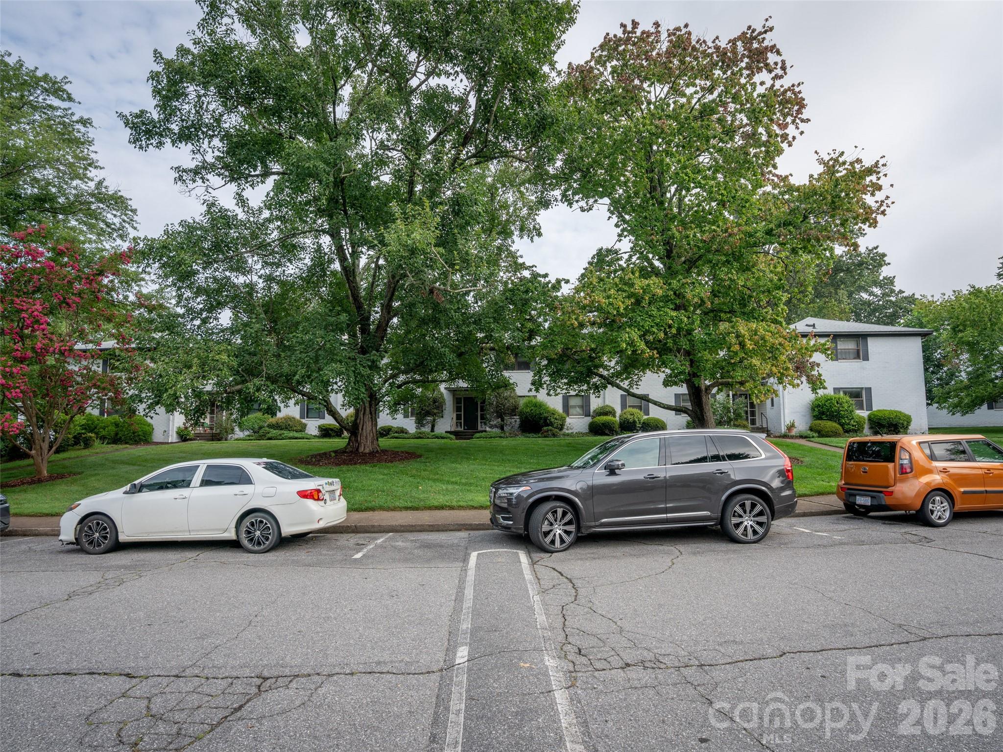 615 Biltmore Avenue Property Photo 30
