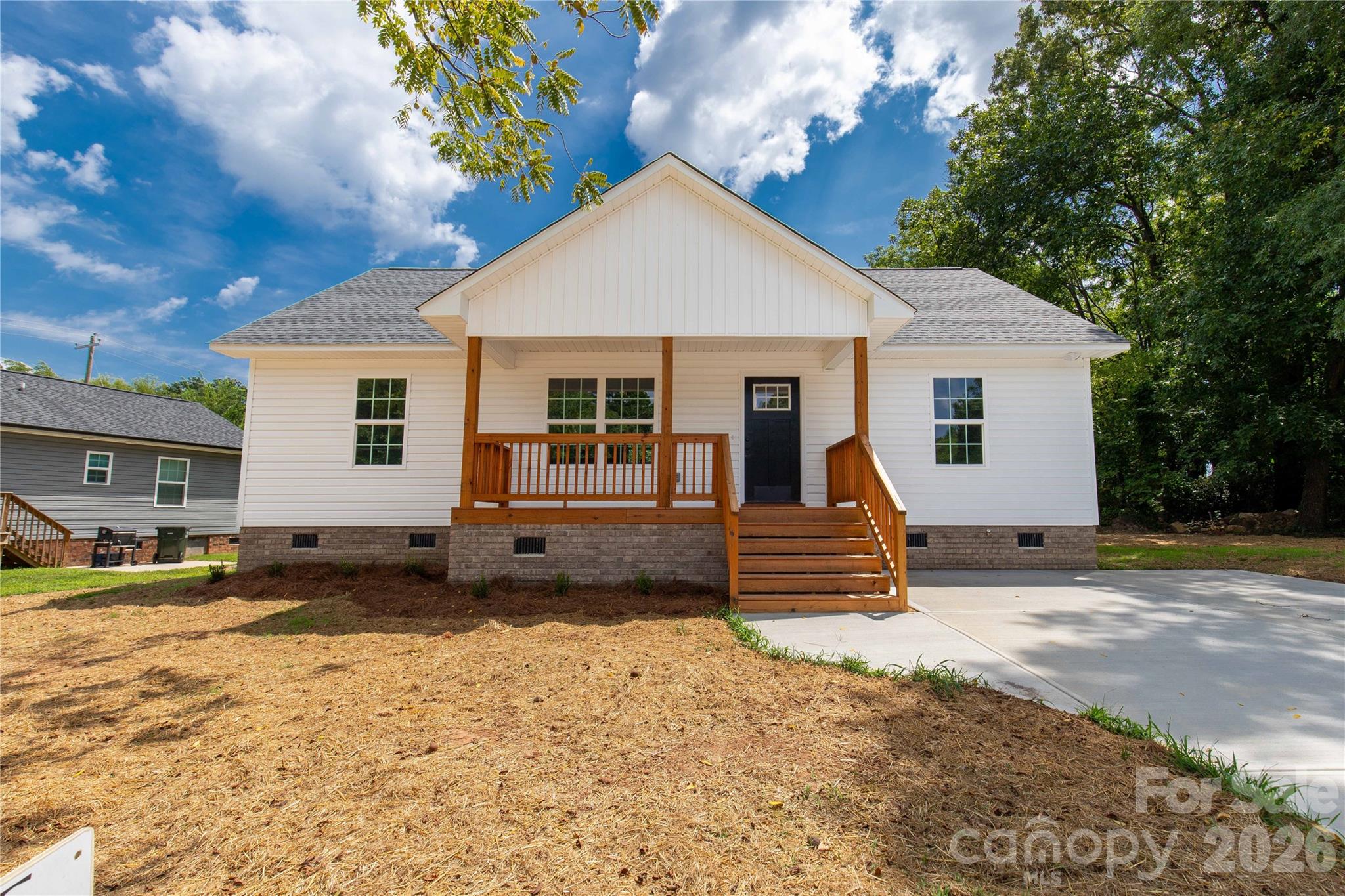 815 Spruce Street Property Photo 2