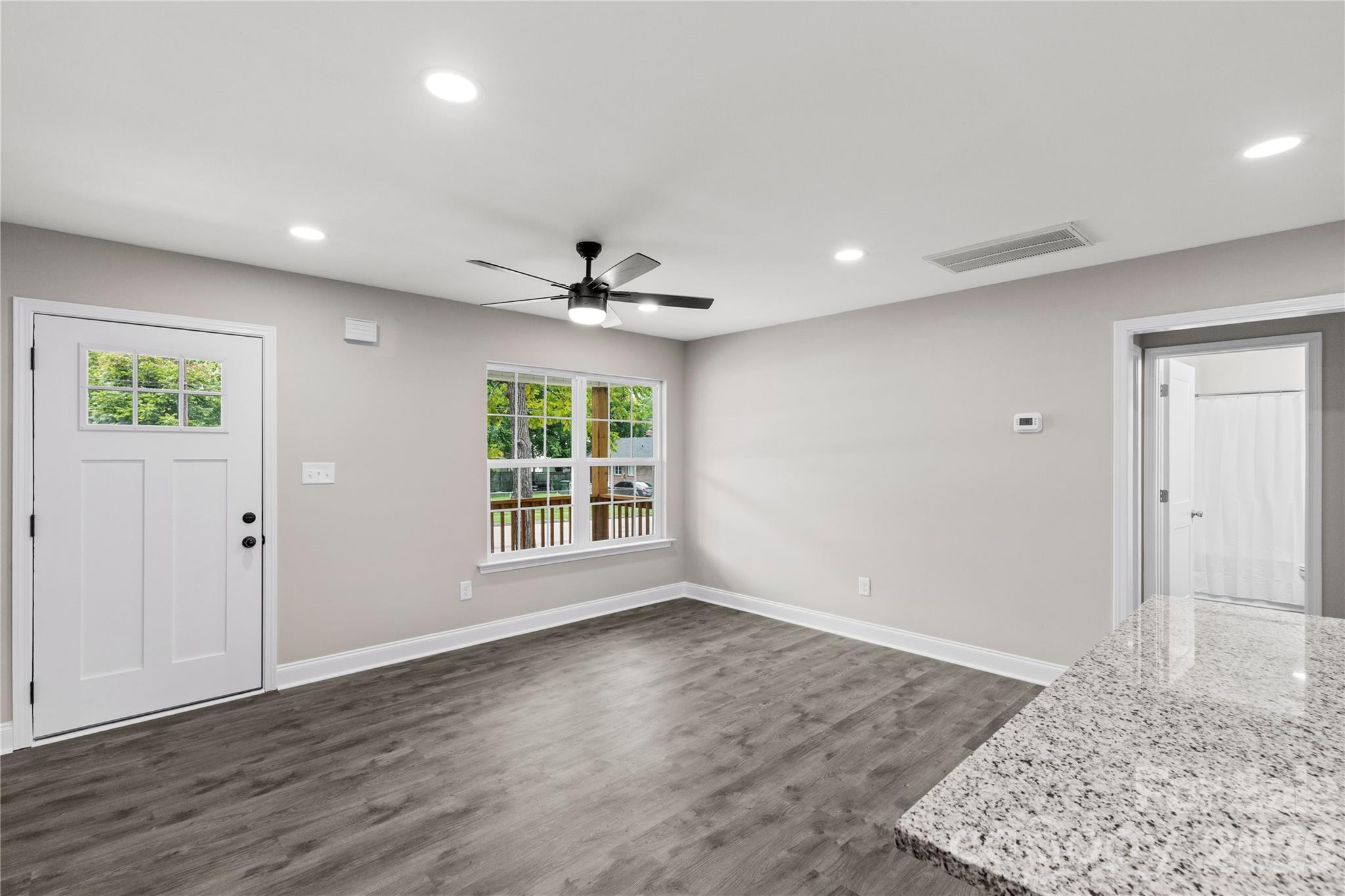 815 Spruce Street Property Photo 8