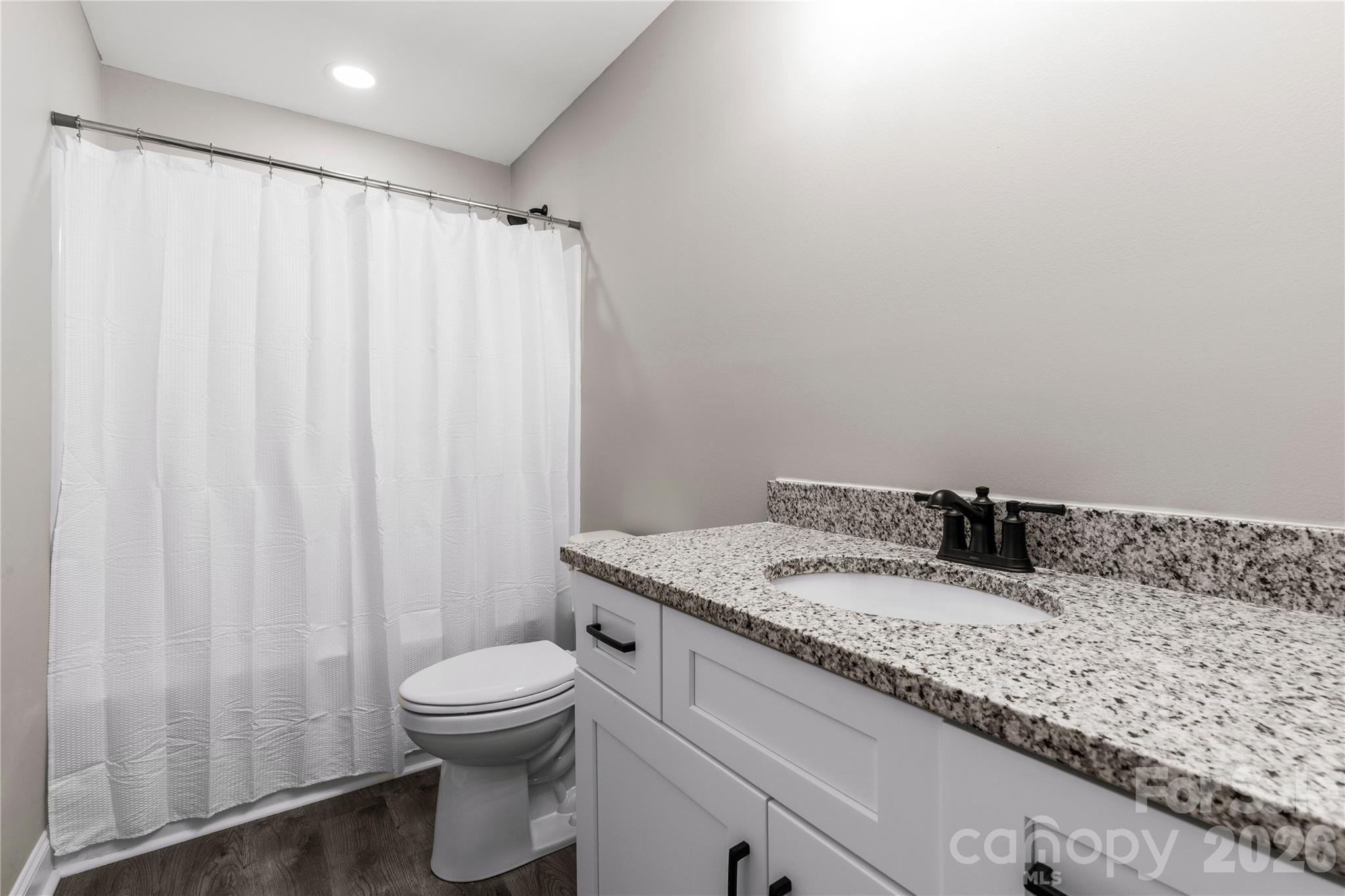 815 Spruce Street Property Photo 17
