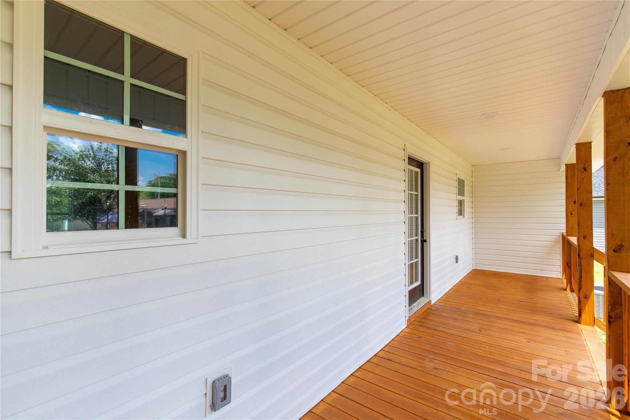815 Spruce Street Property Photo 24